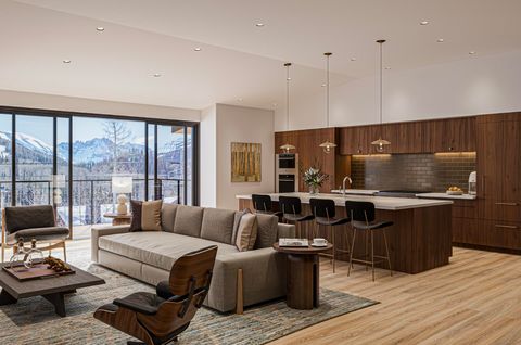 Photo of 98 Aspen Ridge Drive #405, Mountain Village, CO 81435 (MLS # 42417)