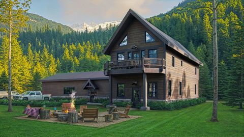 Photo of 10 E San Bernardo Drive, Telluride, CO 81435 (MLS # 43674)