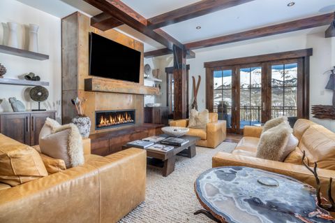 Photo of 12 Elkstone Place Place #403, Mountain Village, CO 81435 (MLS # 44231)
