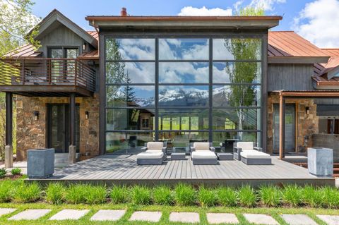 Photo of 114 Arizona Street, Mountain Village, CO 81435 (MLS # 43580)