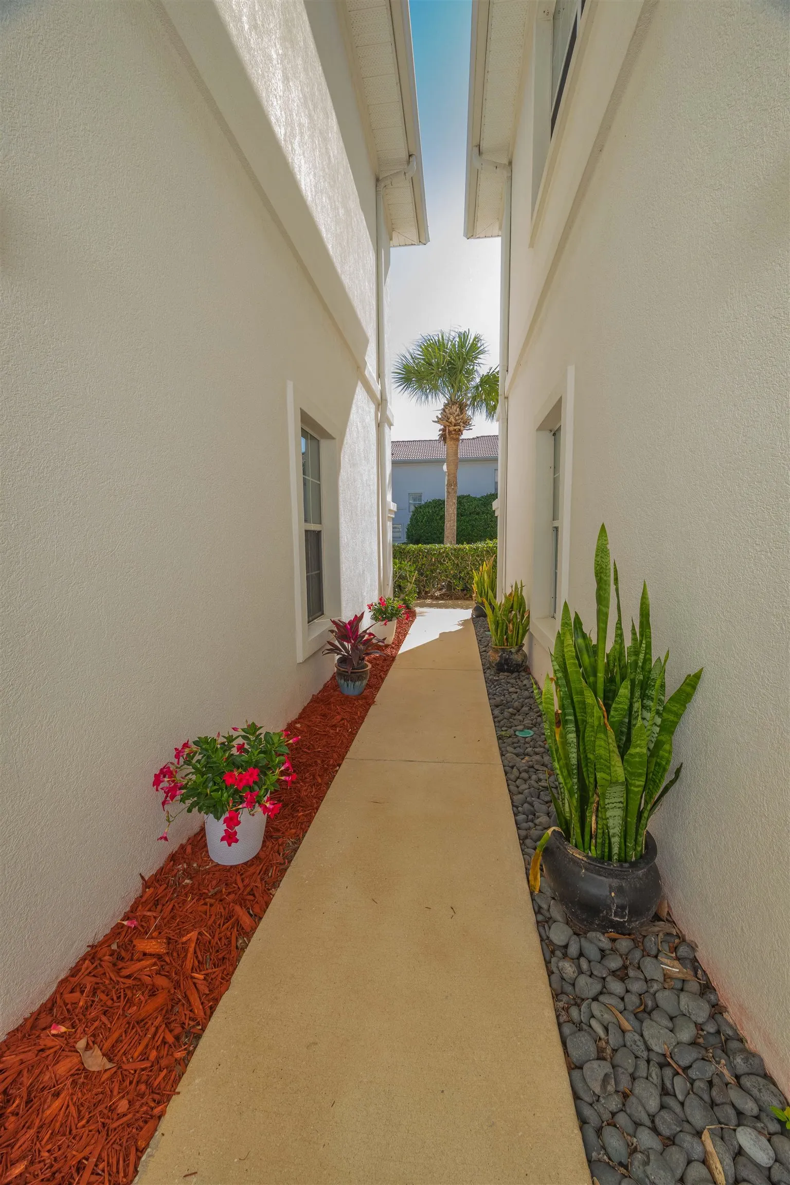 St Augustine, Florida 32080, United States, 3 Bedrooms Bedrooms, ,2 BathroomsBathrooms,Residential,Pending,104395