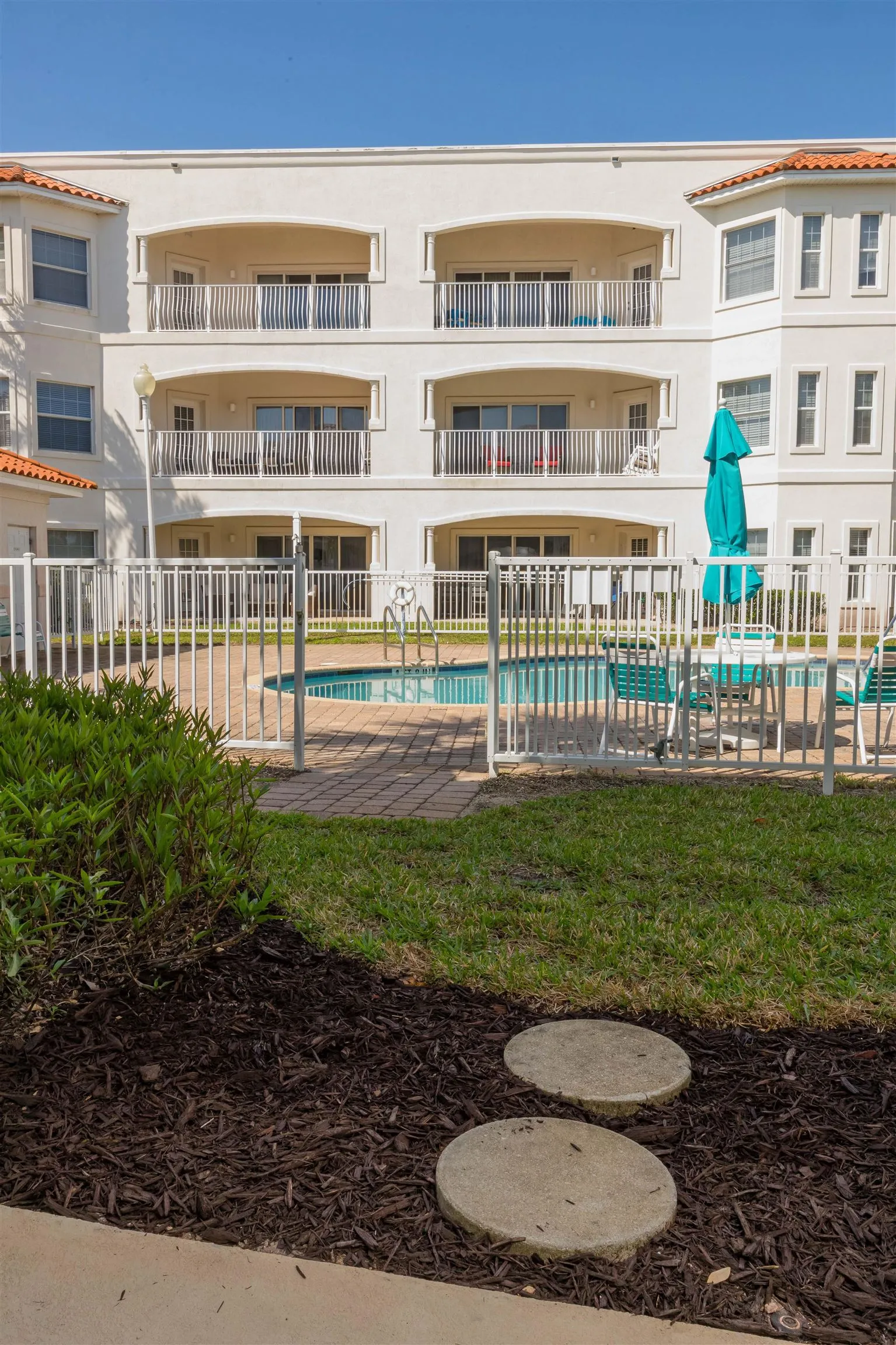 St Augustine, Florida 32080, United States, 3 Bedrooms Bedrooms, ,2 BathroomsBathrooms,Residential,Pending,104395