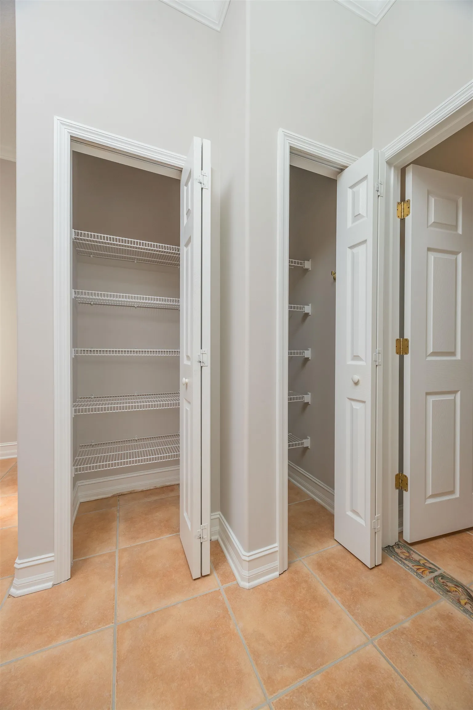 St Augustine, Florida 32080, United States, 3 Bedrooms Bedrooms, ,2 BathroomsBathrooms,Residential,Pending,104395