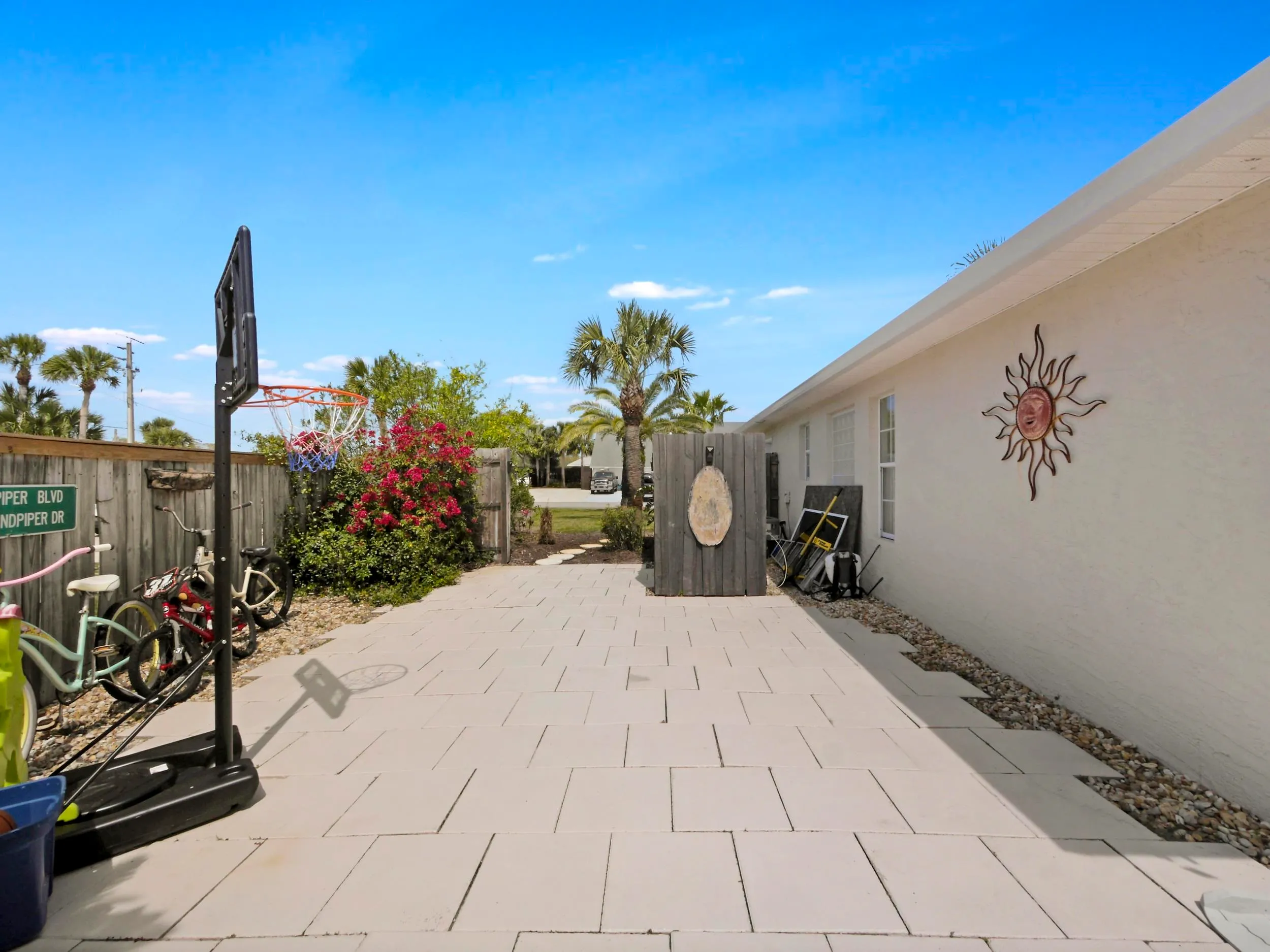 St Augustine, Florida 32080, United States, 4 Bedrooms Bedrooms, ,2 BathroomsBathrooms,Residential,Active,91688