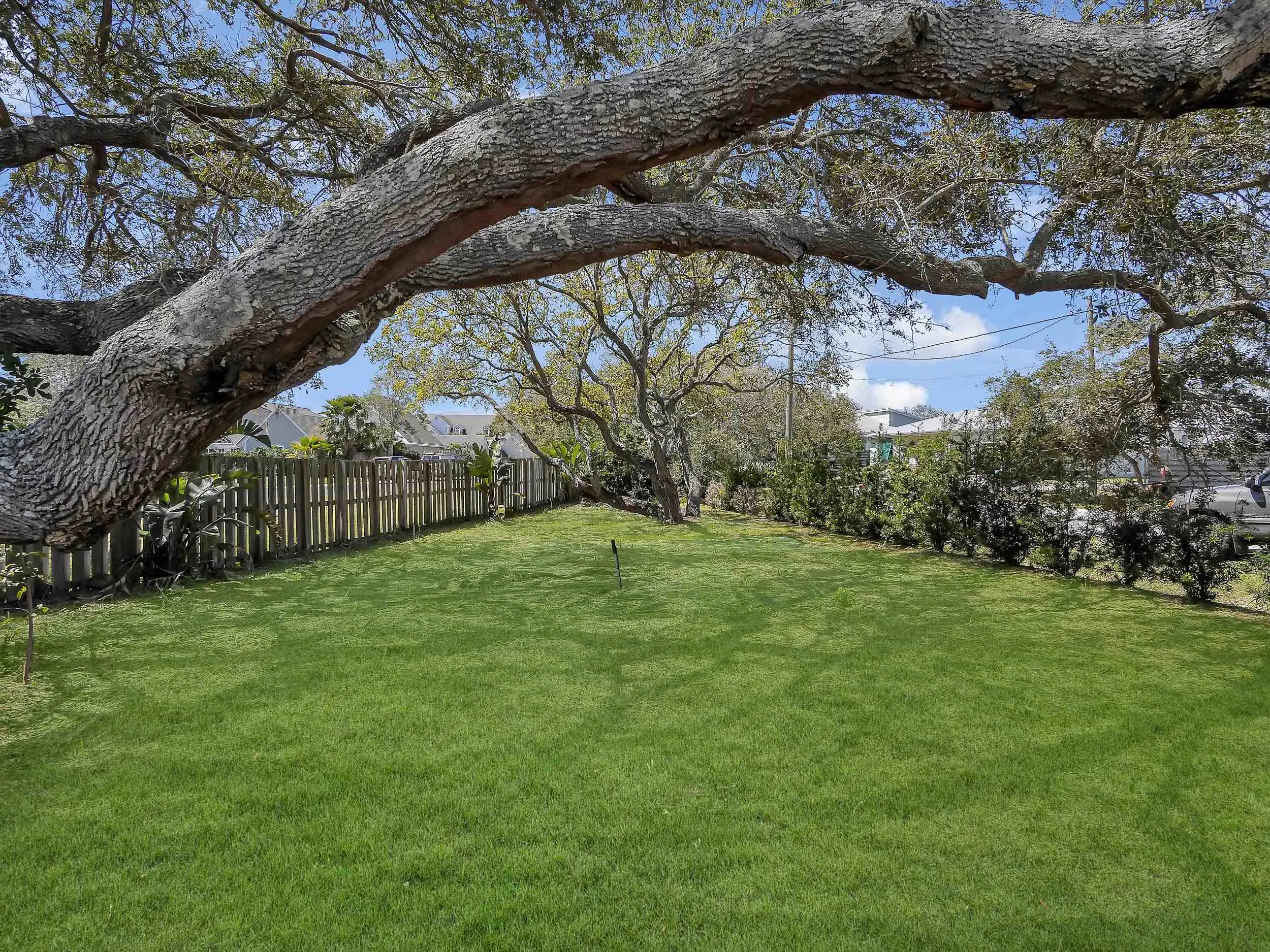 St Augustine, Florida 32084, United States, 3 Bedrooms Bedrooms, ,2 BathroomsBathrooms,Residential,Active,89833