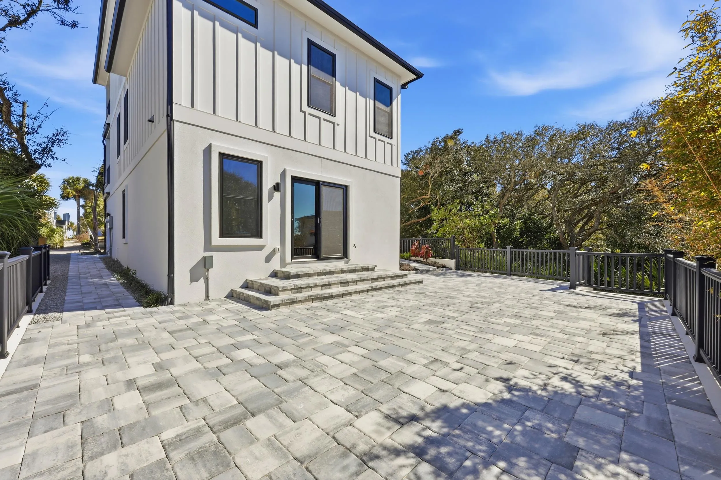 St Augustine, Florida, 32080, United States, 4 Bedrooms Bedrooms, ,4 BathroomsBathrooms,Residential,Active,2016082