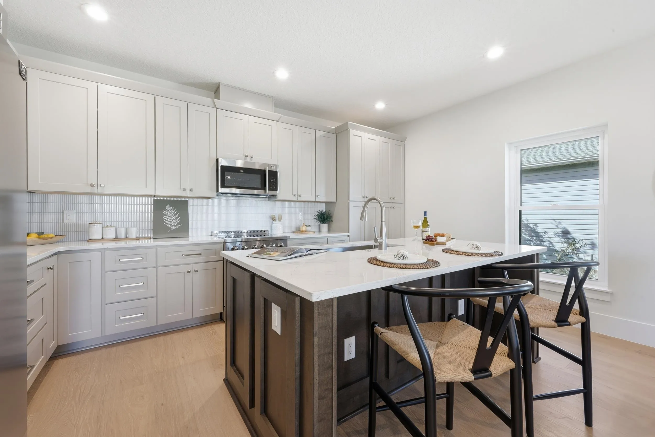 St Augustine, Florida, 32080, United States, 4 Bedrooms Bedrooms, ,4 BathroomsBathrooms,Residential,Active,2016082