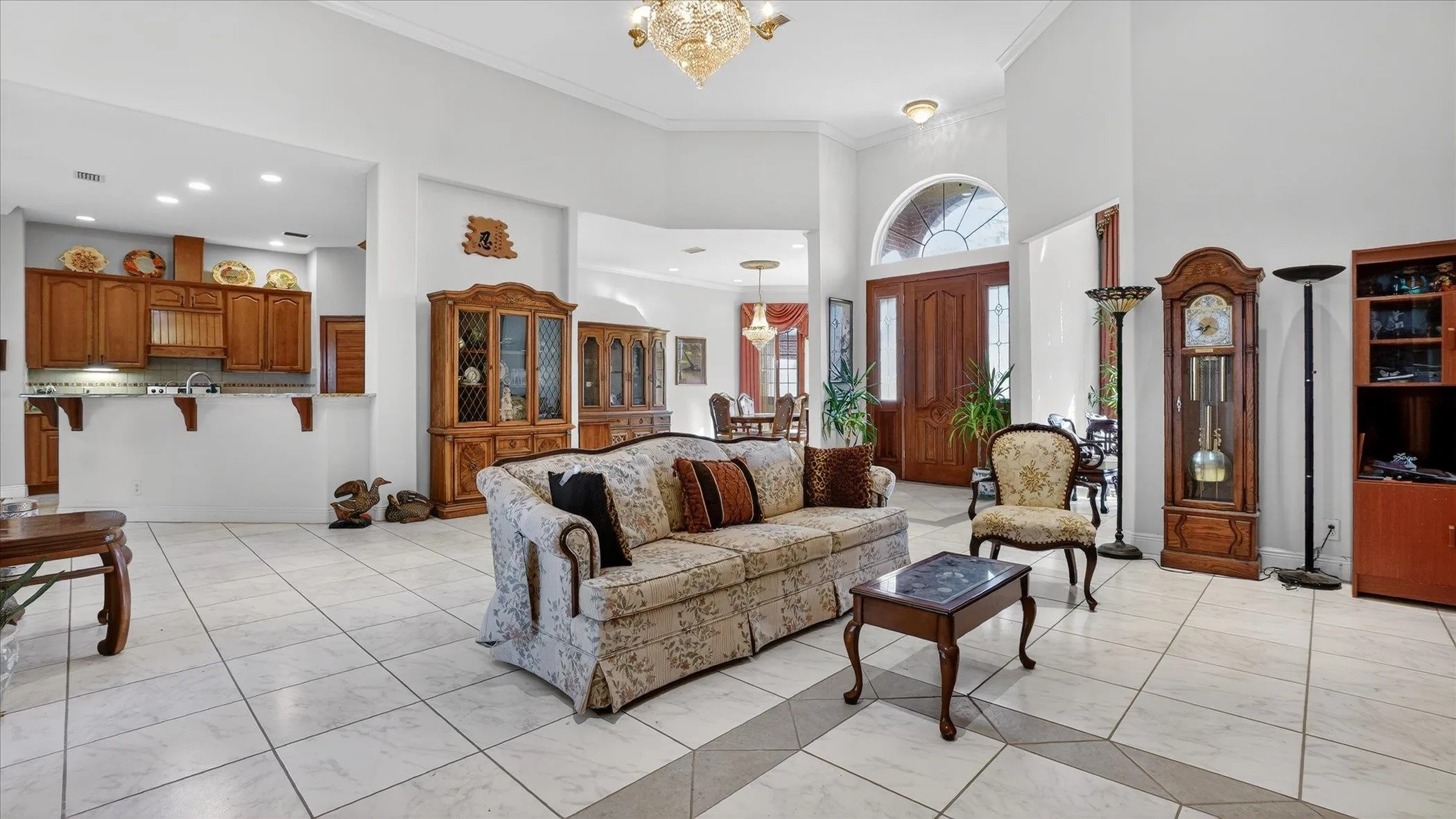 East Palatka, Florida, 32131, United States, 5 Bedrooms Bedrooms, ,4 BathroomsBathrooms,Residential,Active,2006535