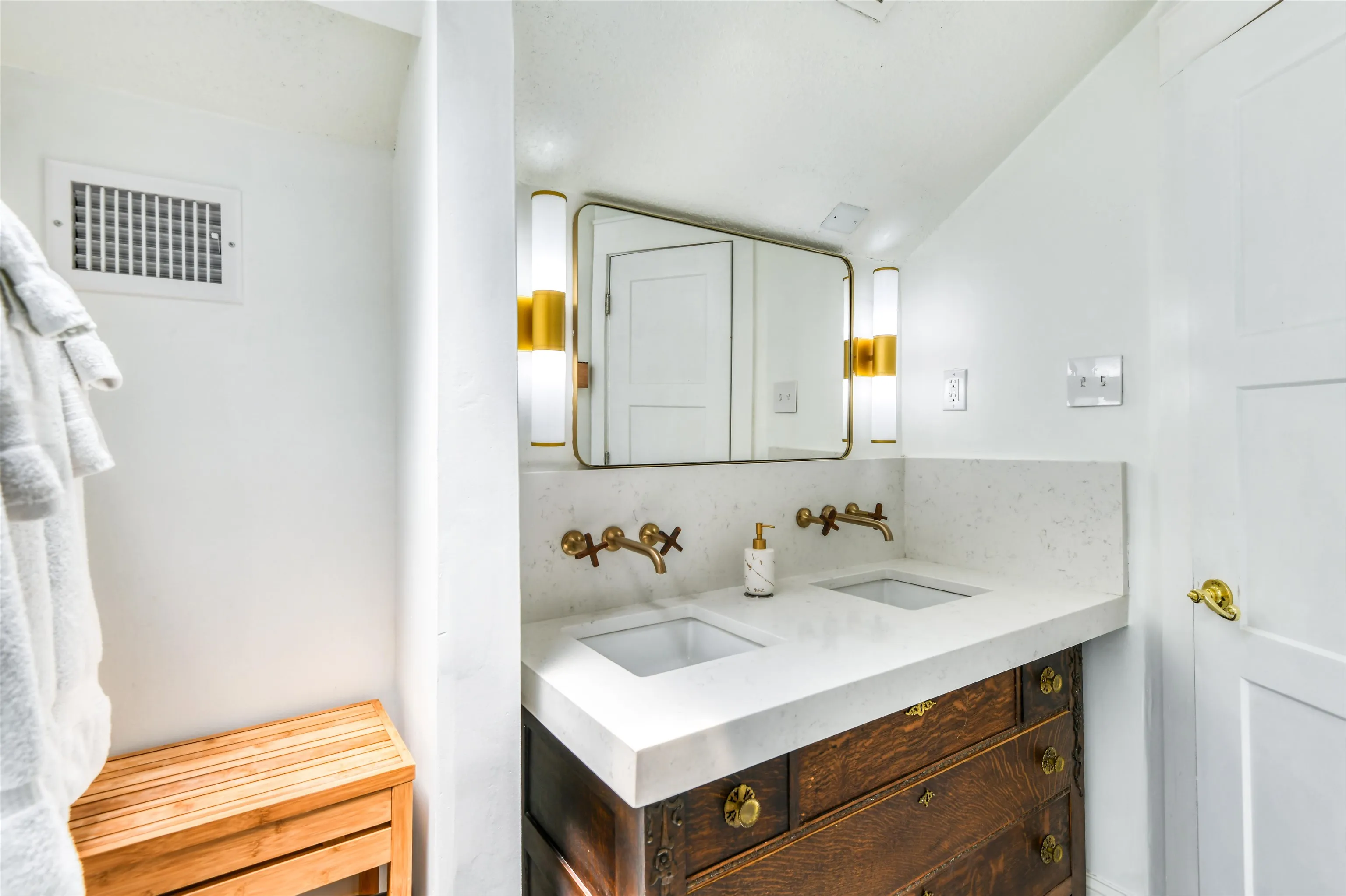 Ponte Vedra Beach, Florida 32082, United States, 3 Bedrooms Bedrooms, ,2 BathroomsBathrooms,Residential,Active,192983