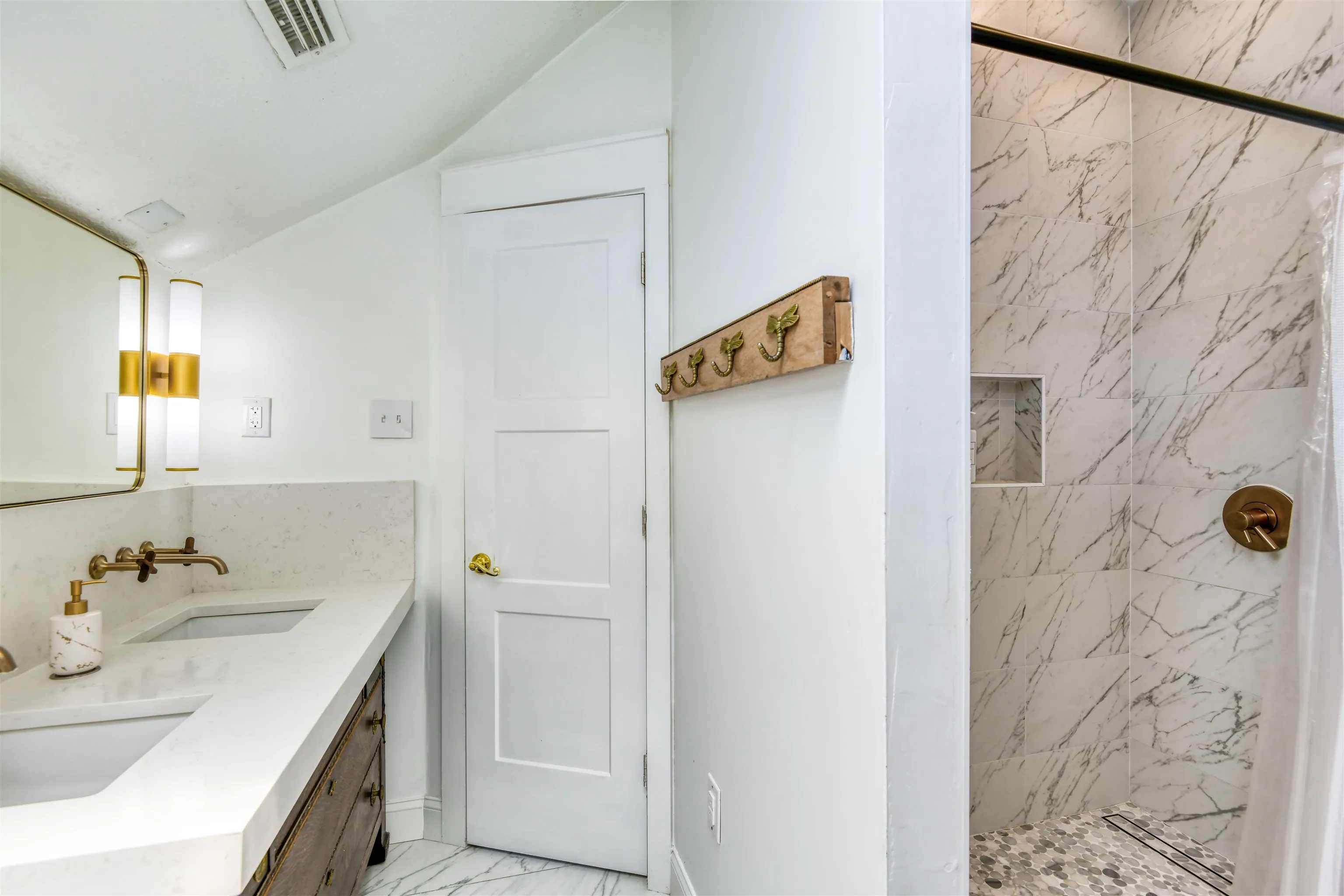 Ponte Vedra Beach, Florida 32082, United States, 3 Bedrooms Bedrooms, ,2 BathroomsBathrooms,Residential,Active,192983