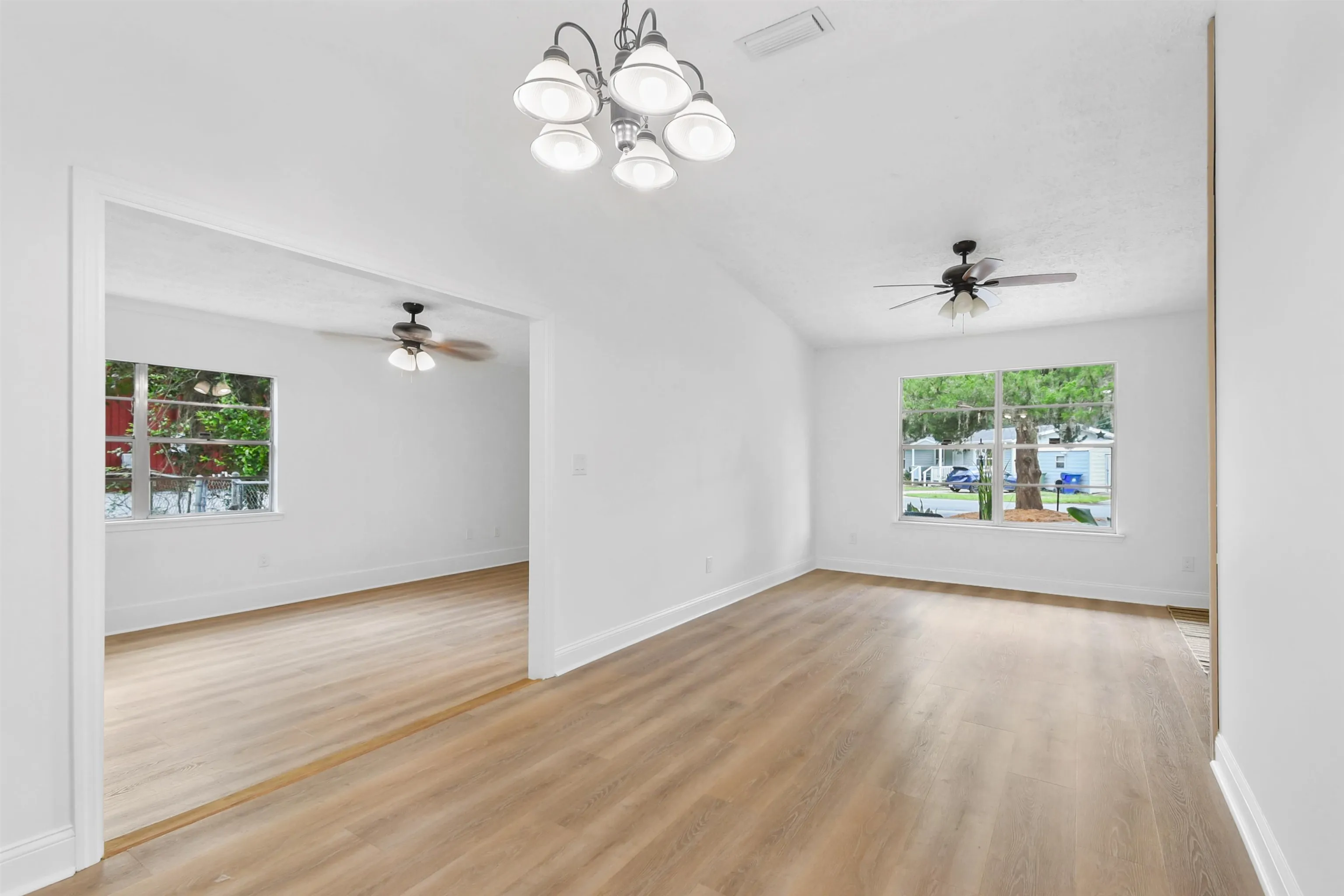 St Augustine, Florida 32086, United States, 2 Bedrooms Bedrooms, ,1 BathroomBathrooms,Residential,Pending,189110