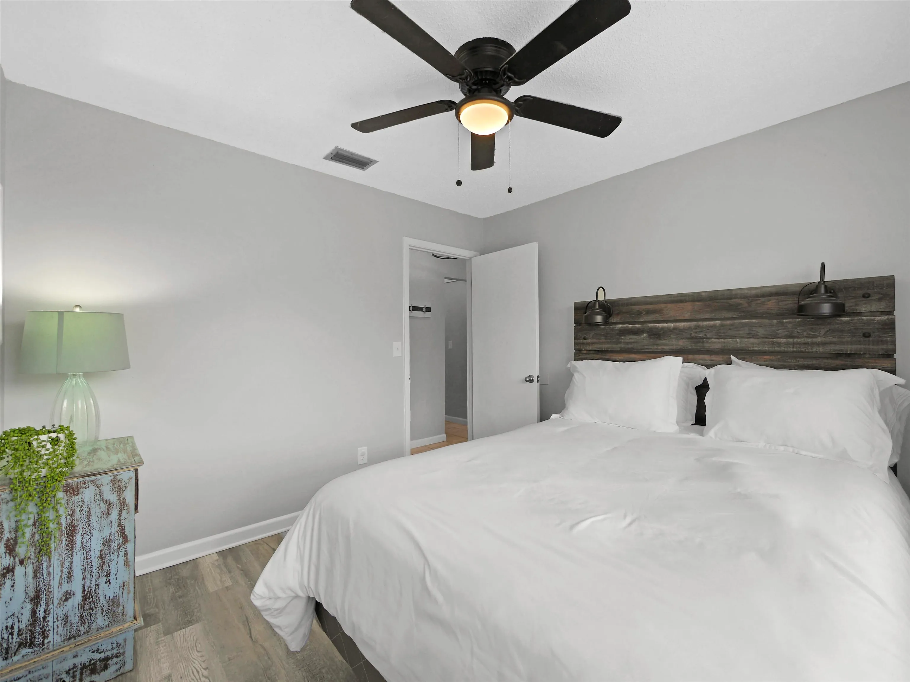 St Augustine, Florida 32080, United States, 2 Bedrooms Bedrooms, ,1 BathroomBathrooms,Residential,Active,241914