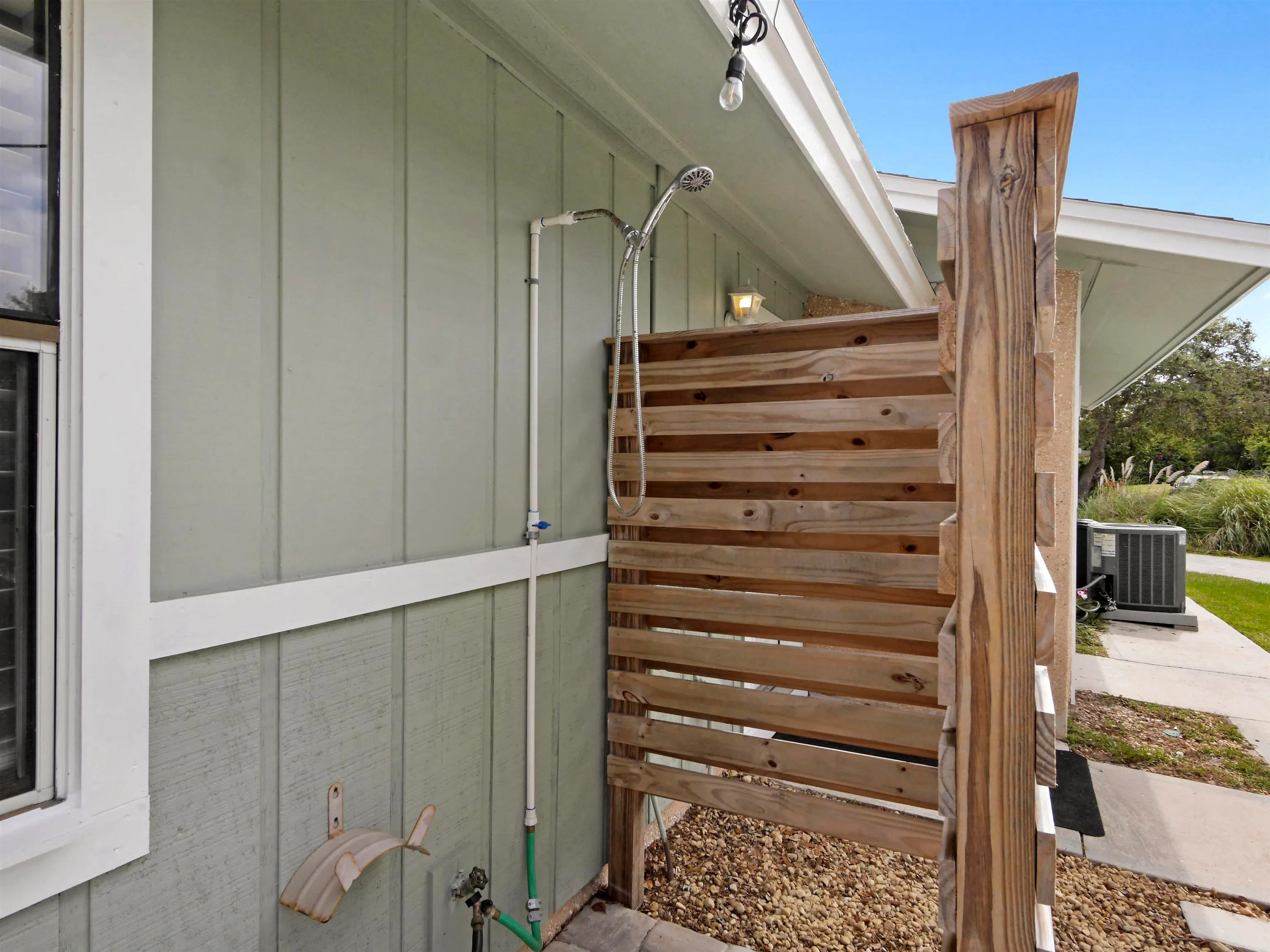 St Augustine, Florida 32080, United States, 2 Bedrooms Bedrooms, ,1 BathroomBathrooms,Residential,Active,241914