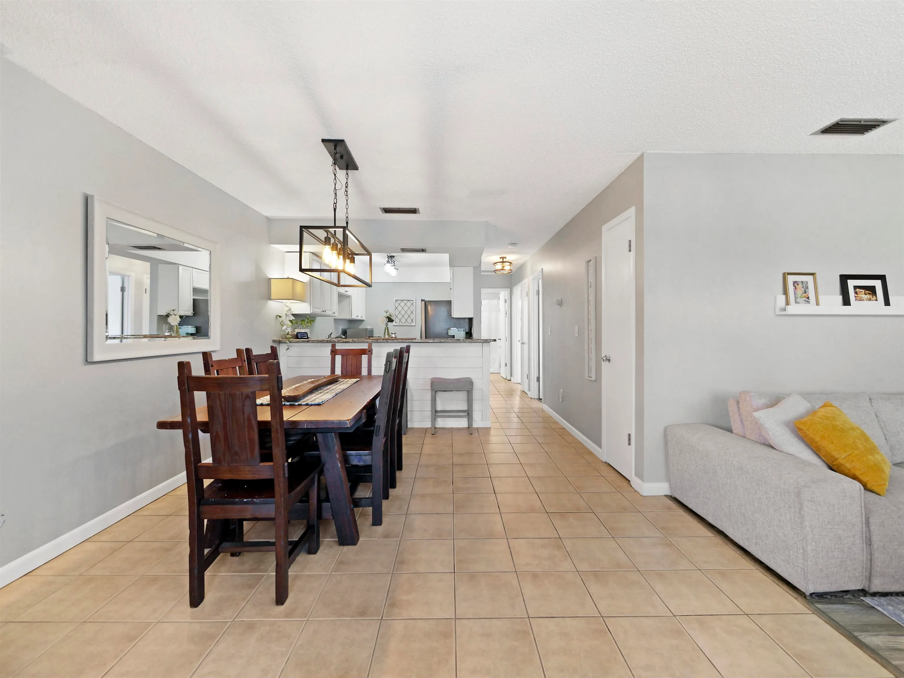 St Augustine, Florida 32080, United States, 2 Bedrooms Bedrooms, ,1 BathroomBathrooms,Residential,Active,241914