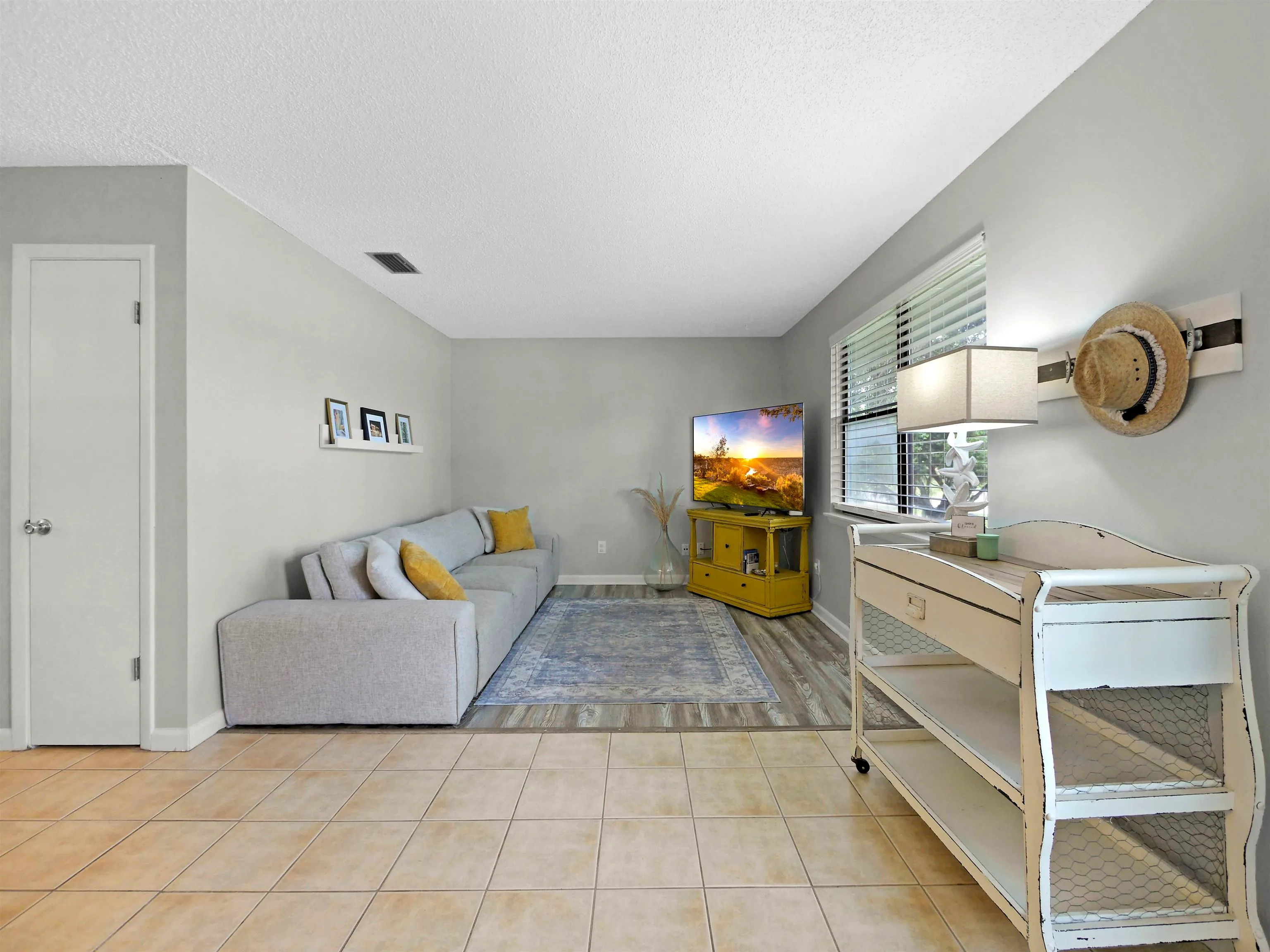 St Augustine, Florida 32080, United States, 2 Bedrooms Bedrooms, ,1 BathroomBathrooms,Residential,Active,241914