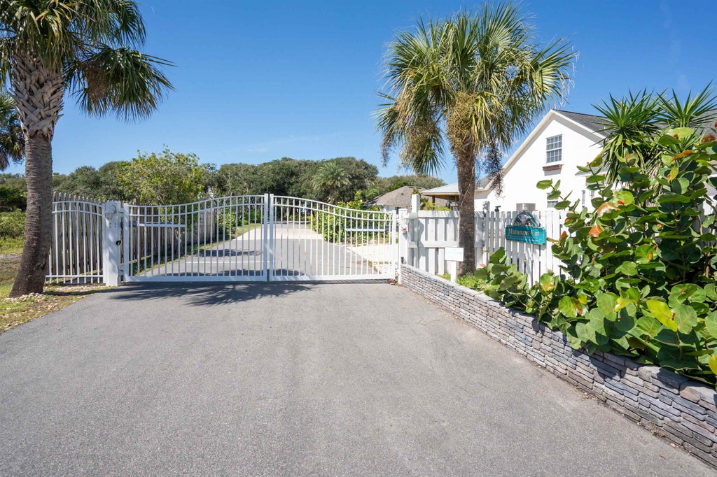 Photo of 308 Amelia Ct, St Augustine, FL 32080 (MLS # 264366)