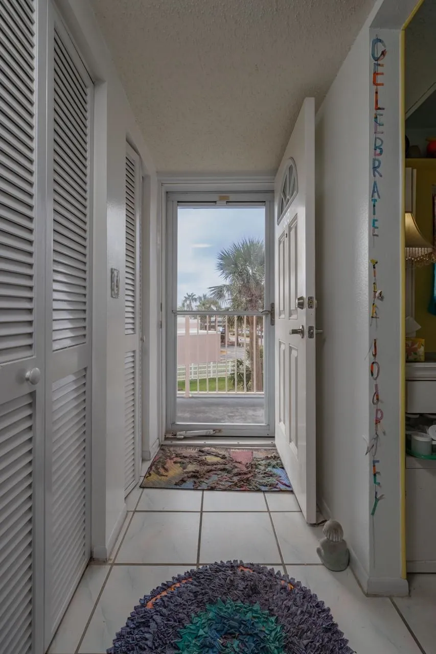 St Augustine, Florida 32080, United States, 2 Bedrooms Bedrooms, ,2 BathroomsBathrooms,Residential,Pending,23263