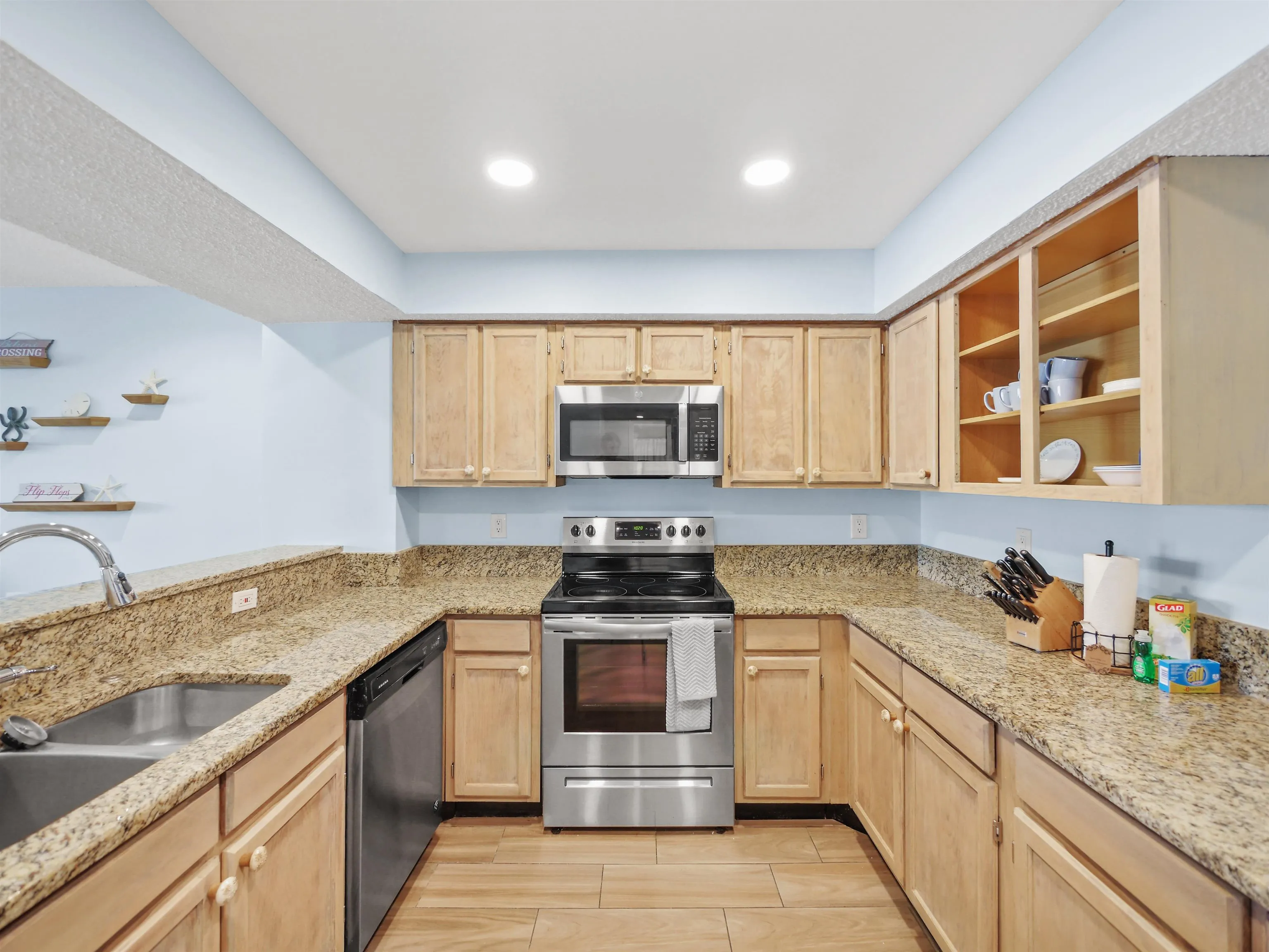 St Augustine, Florida 32080, United States, 3 Bedrooms Bedrooms, ,2 BathroomsBathrooms,Residential,Active,137404