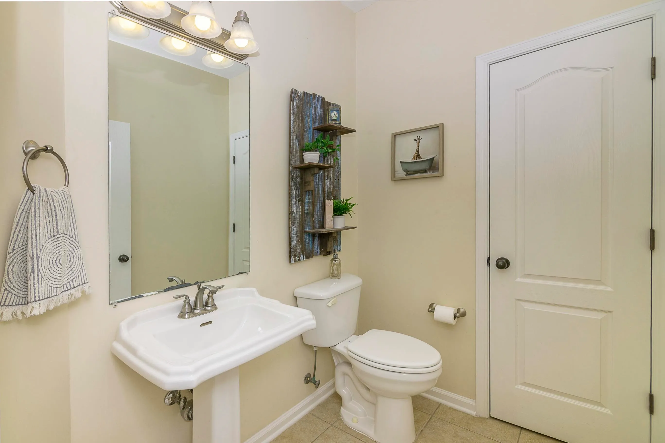 St Augustine, Florida 32086, United States, 3 Bedrooms Bedrooms, ,3 BathroomsBathrooms,Residential,Active,45911