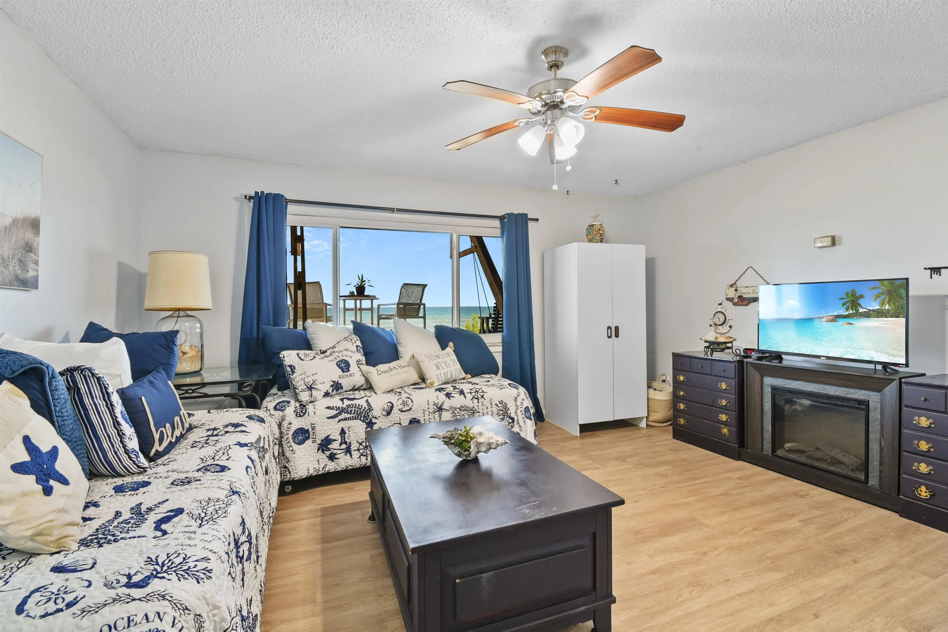 Ponte Vedra Beach, Florida 32082, United States, 3 Bedrooms Bedrooms, ,4 BathroomsBathrooms,Residential,Active,161040