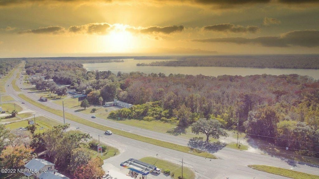 Photo of 275 S Us Highway 17, East Palatka, FL 32131 (MLS # 263127)