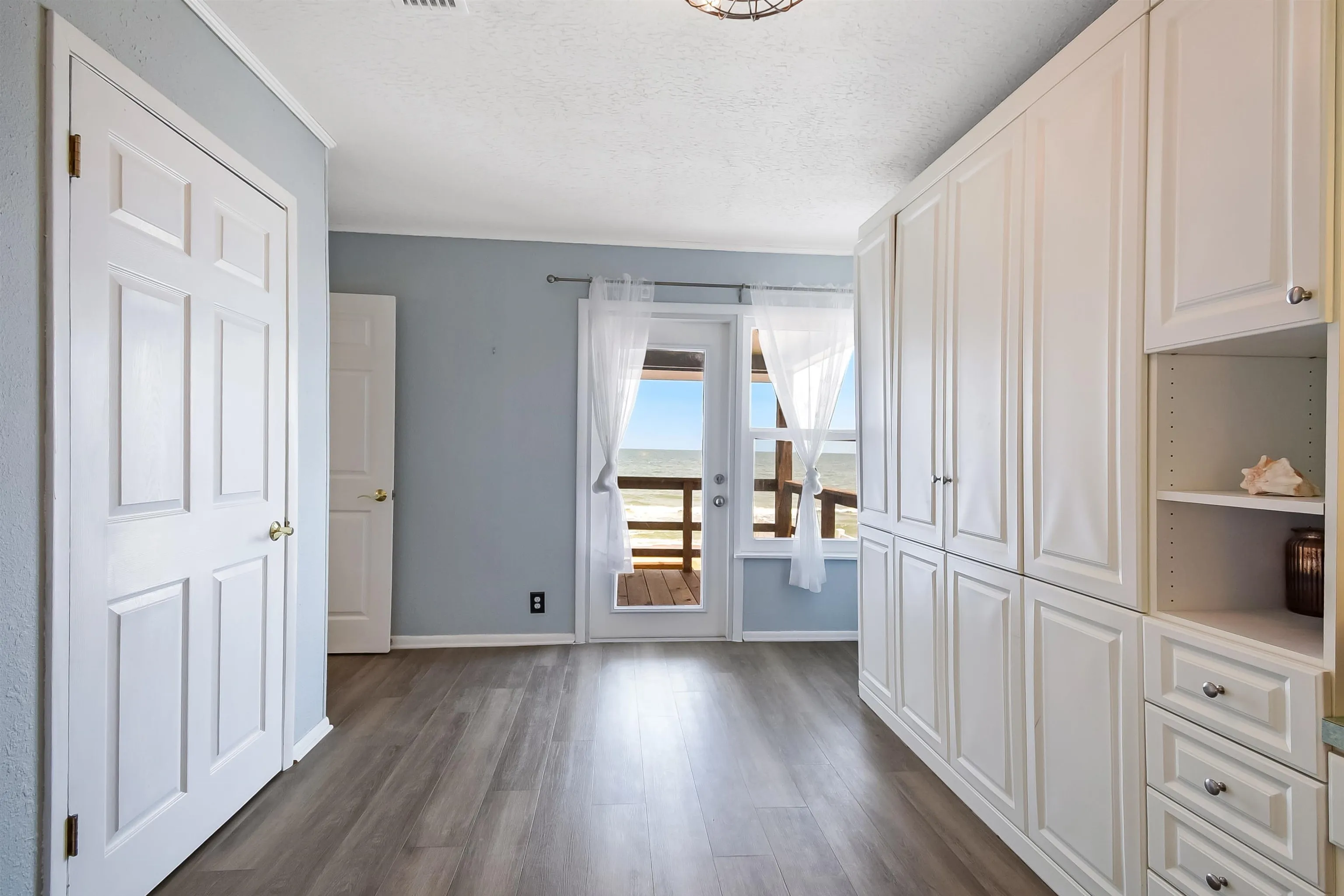 Ponte Vedra Beach, Florida, 32082, United States, 4 Bedrooms Bedrooms, ,2 BathroomsBathrooms,Residential,Active,2044949