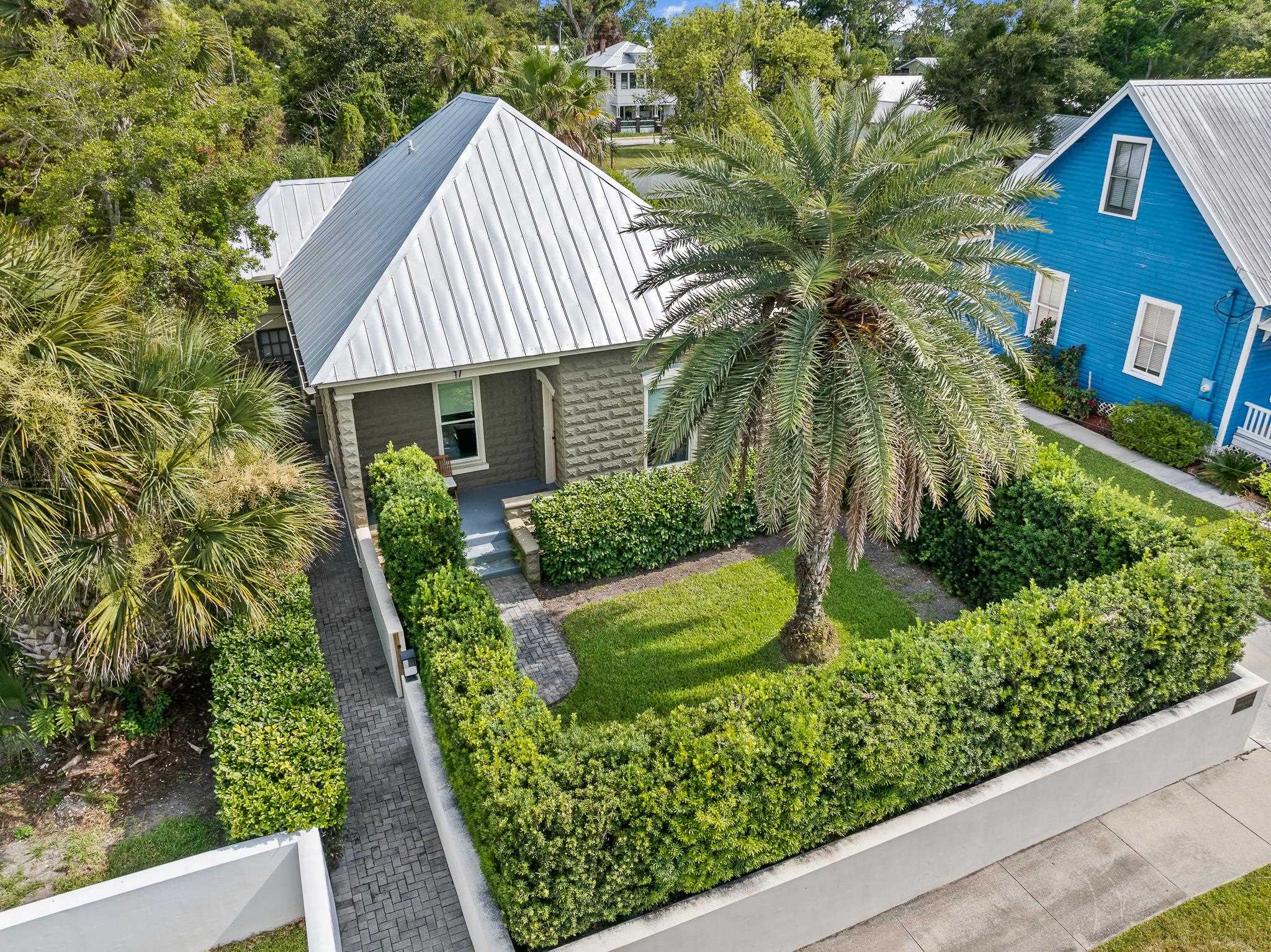 17 Old Mission Ave