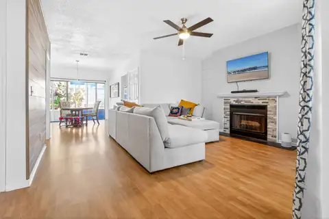 Kuća, 107 m², zemljište 162 m²