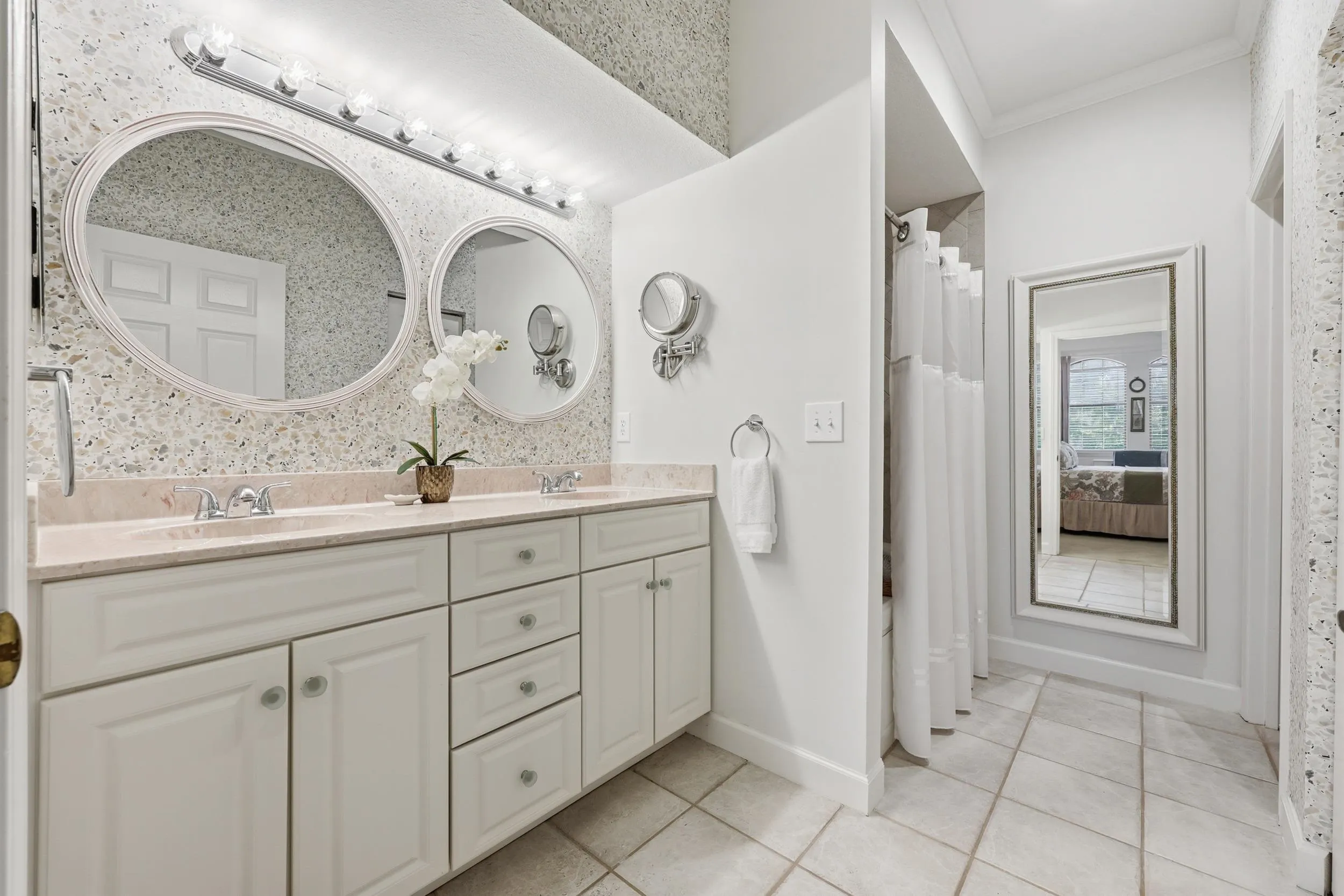 St Augustine, Florida 32084, United States, 3 Bedrooms Bedrooms, ,2 BathroomsBathrooms,Residential,Active,255233