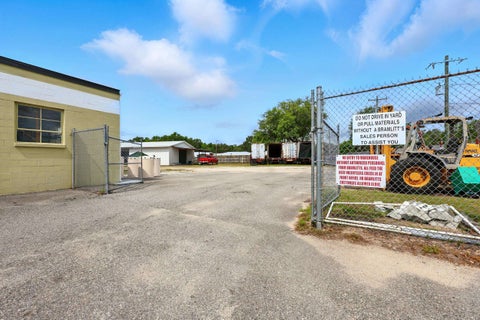 Tiny photo for 110 N State Rd 19, Palatka, FL 32177 (MLS # 263615)