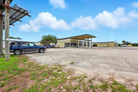Tiny photo for 110 N State Rd 19, Palatka, FL 32177 (MLS # 263615)