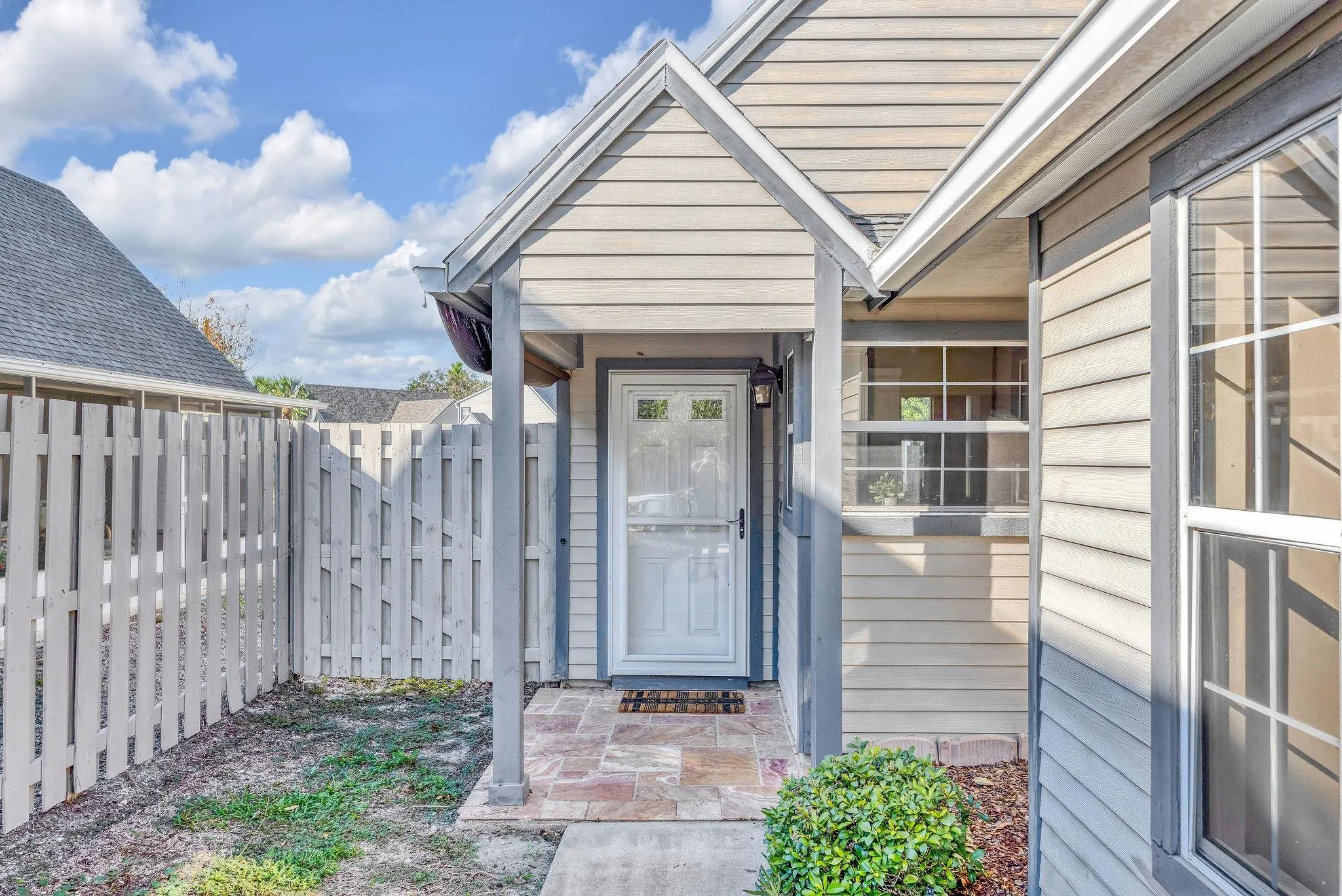 St Augustine, Florida 32084, United States, 3 Bedrooms Bedrooms, ,2 BathroomsBathrooms,Residential,Active,25333