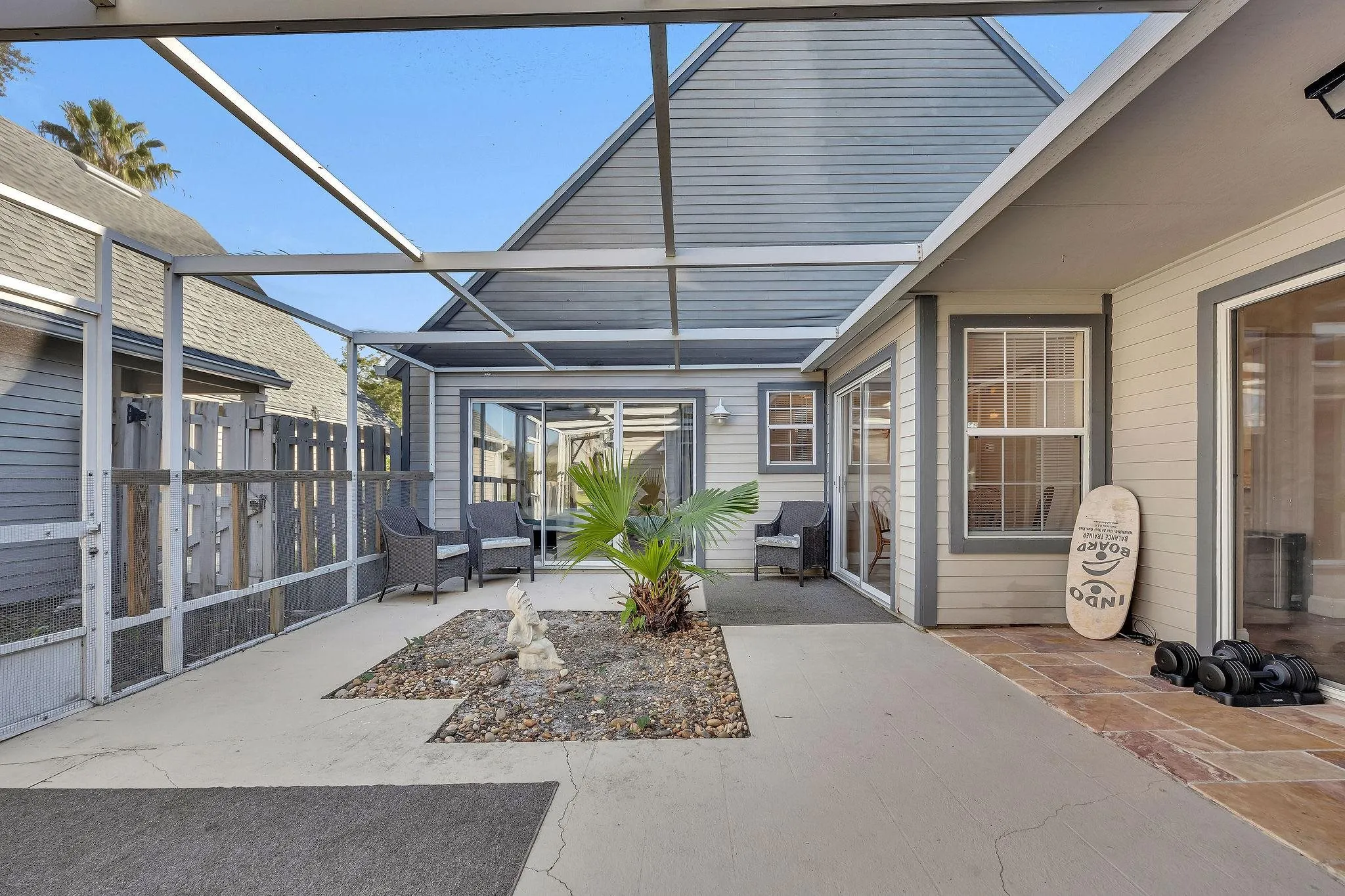 St Augustine, Florida 32084, United States, 3 Bedrooms Bedrooms, ,2 BathroomsBathrooms,Residential,Active,25333