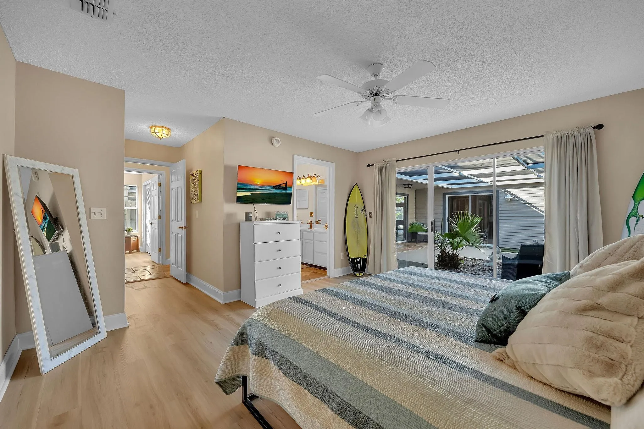 St Augustine, Florida 32084, United States, 3 Bedrooms Bedrooms, ,2 BathroomsBathrooms,Residential,Active,25333