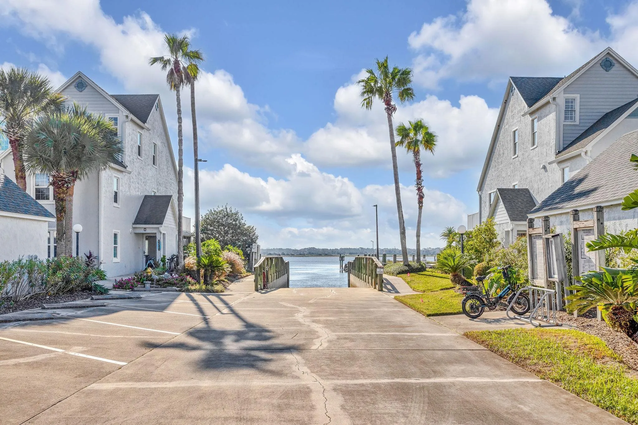 St Augustine, Florida 32084, United States, 3 Bedrooms Bedrooms, ,2 BathroomsBathrooms,Residential,Active,25333