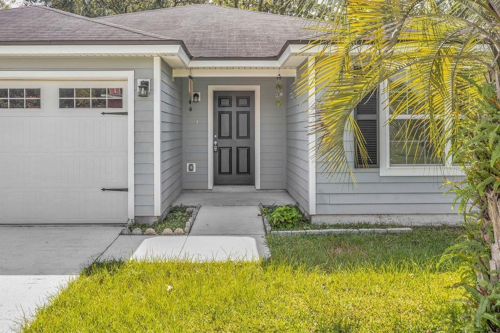 Photo of 3050 Breve Dr, Jacksonville, FL 32209 (MLS # 264391)