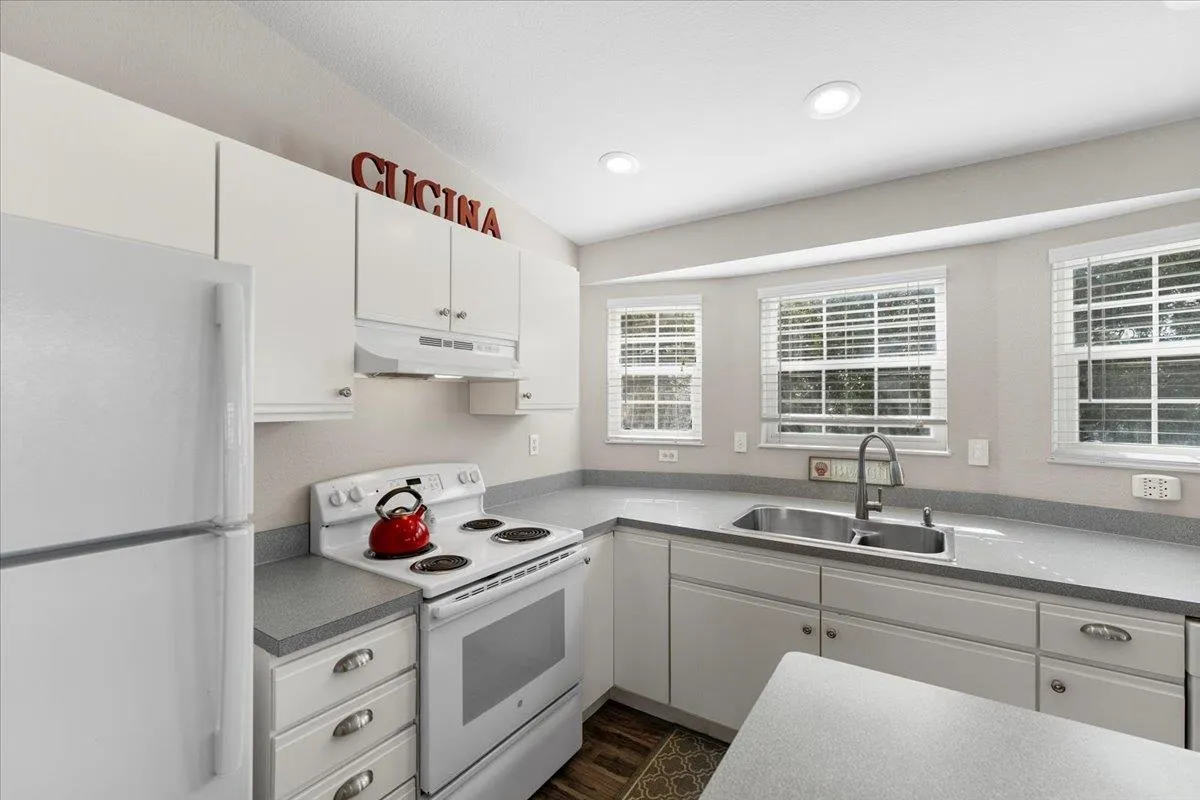 St Augustine, Florida 32080, United States, 3 Bedrooms Bedrooms, ,2 BathroomsBathrooms,Residential,Active,1187