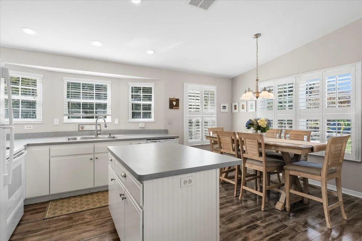 St Augustine, Florida 32080, United States, 3 Bedrooms Bedrooms, ,2 BathroomsBathrooms,Residential,Active,1187