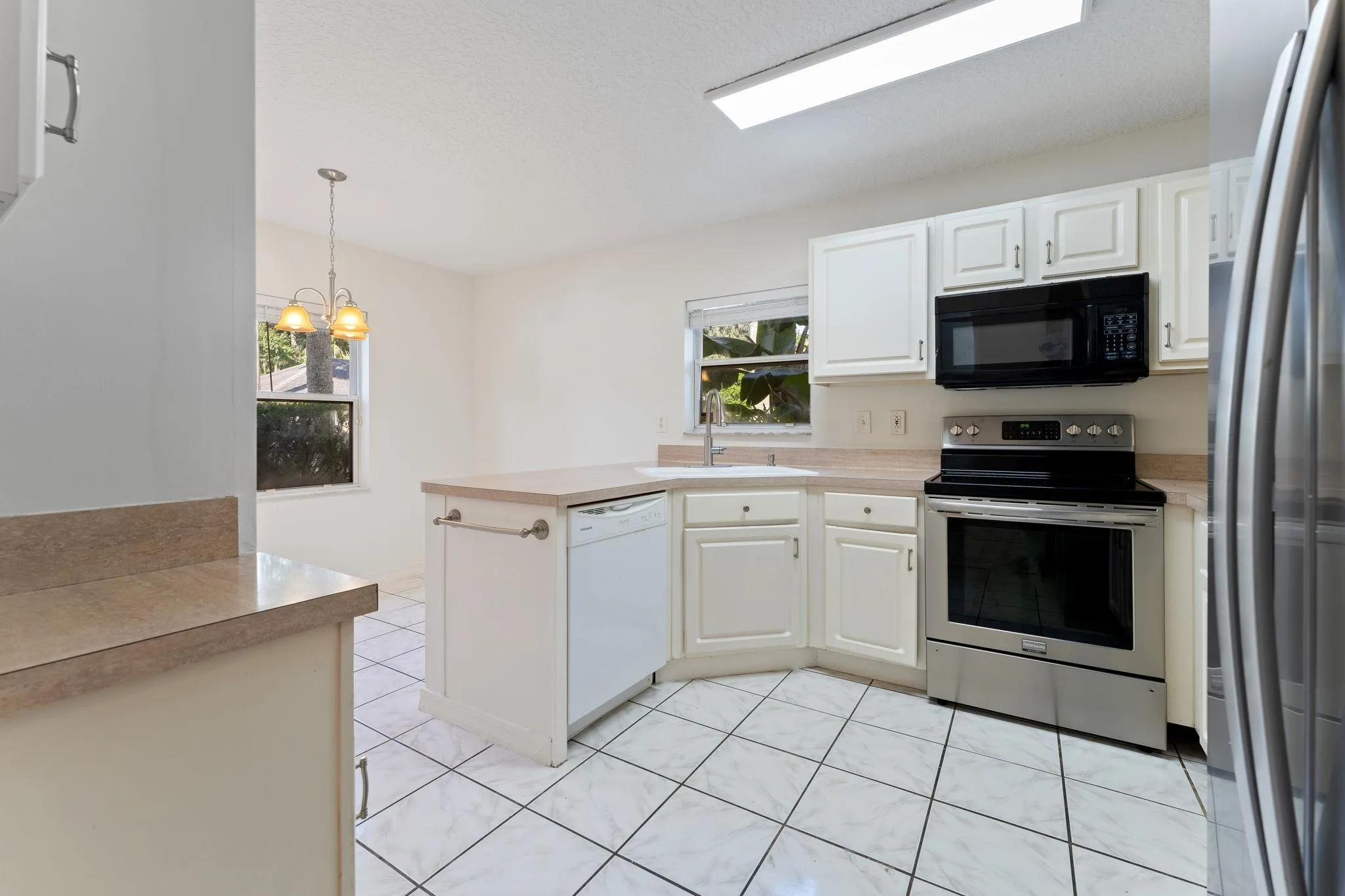 St Augustine, Florida 32095, United States, 4 Bedrooms Bedrooms, ,3 BathroomsBathrooms,Residential,Active,199933