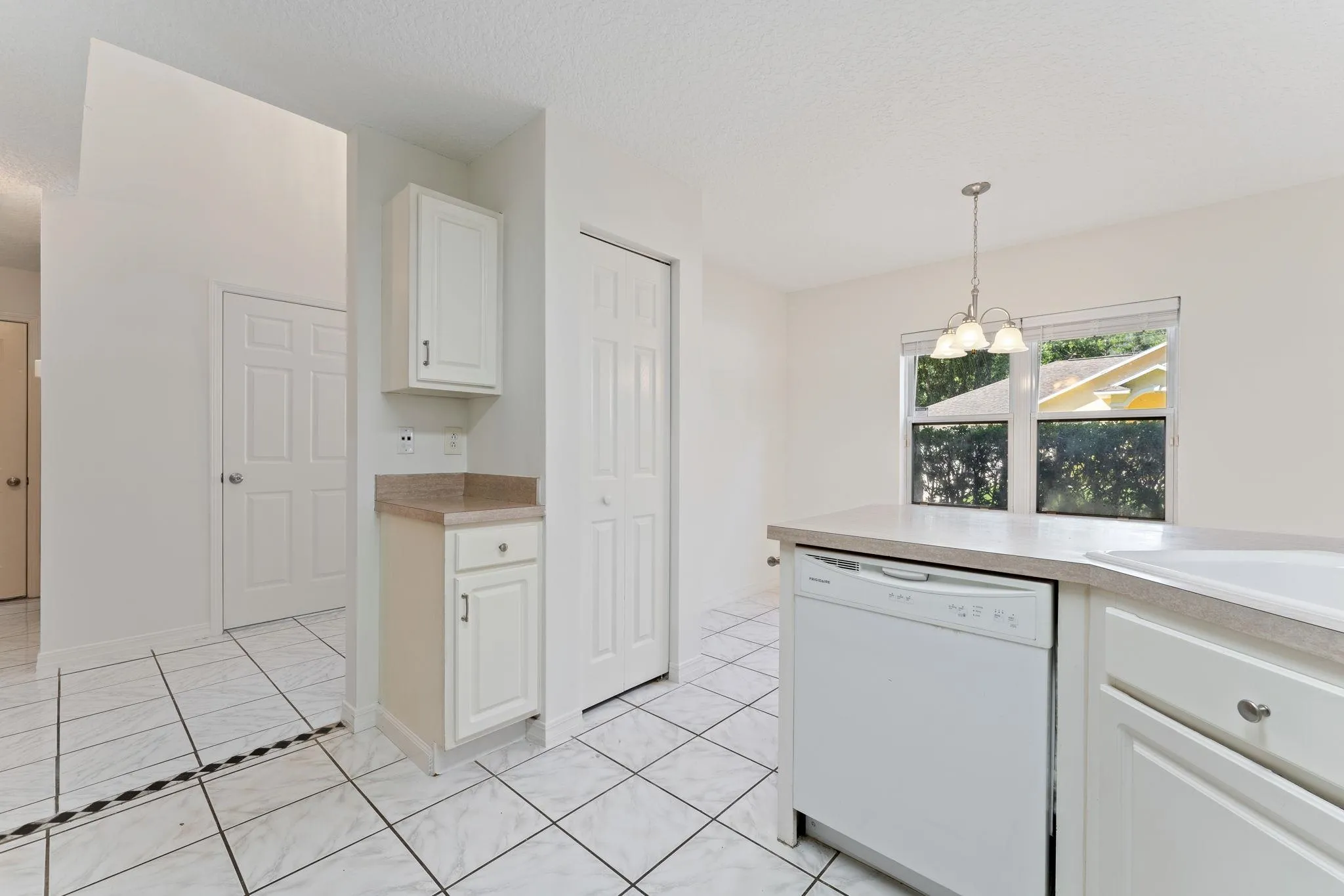 St Augustine, Florida 32095, United States, 4 Bedrooms Bedrooms, ,3 BathroomsBathrooms,Residential,Active,199933