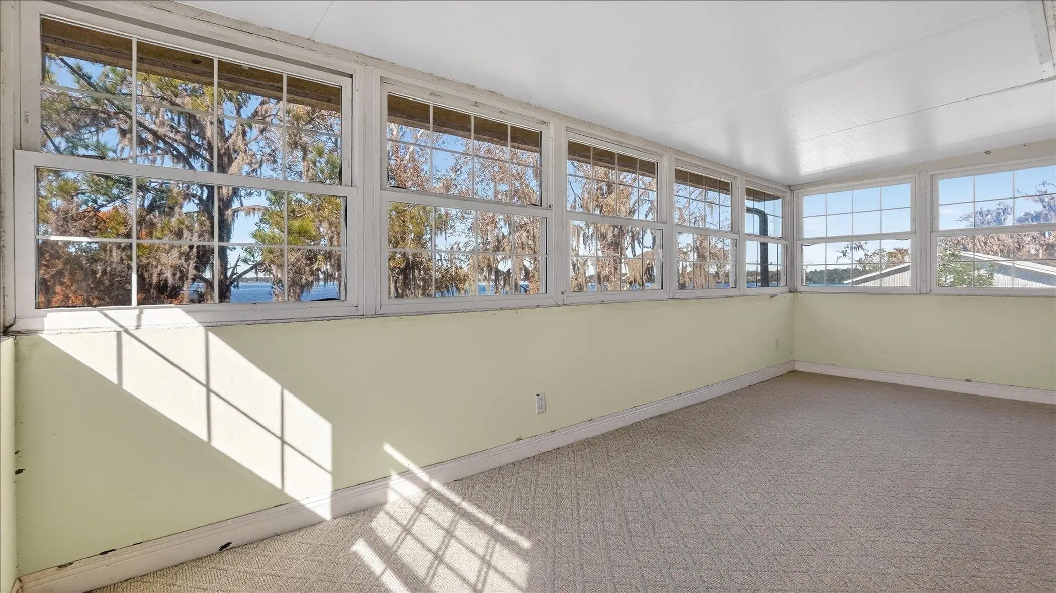 453 Federal Point Rd, East Palatka, FL, 32131, US, 5 Bedrooms Bedrooms, ,4 BathroomsBathrooms,Residential,Active,453 Federal Point Rd,263524