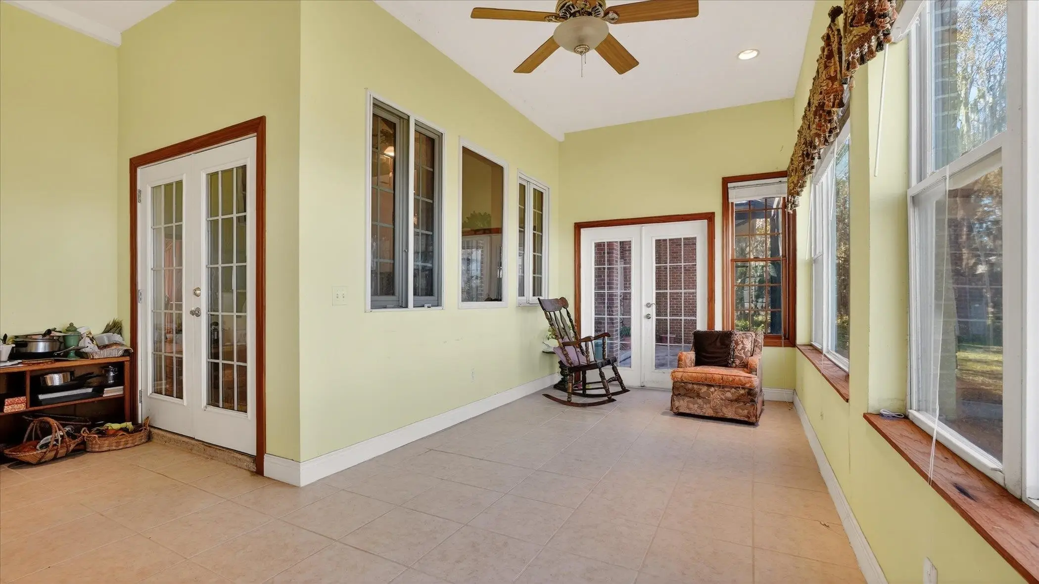453 Federal Point Rd, East Palatka, FL, 32131, US, 5 Bedrooms Bedrooms, ,4 BathroomsBathrooms,Residential,Active,453 Federal Point Rd,263524