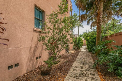 Tiny photo for 133 South Street, St Augustine, FL 32084 (MLS # 263870)