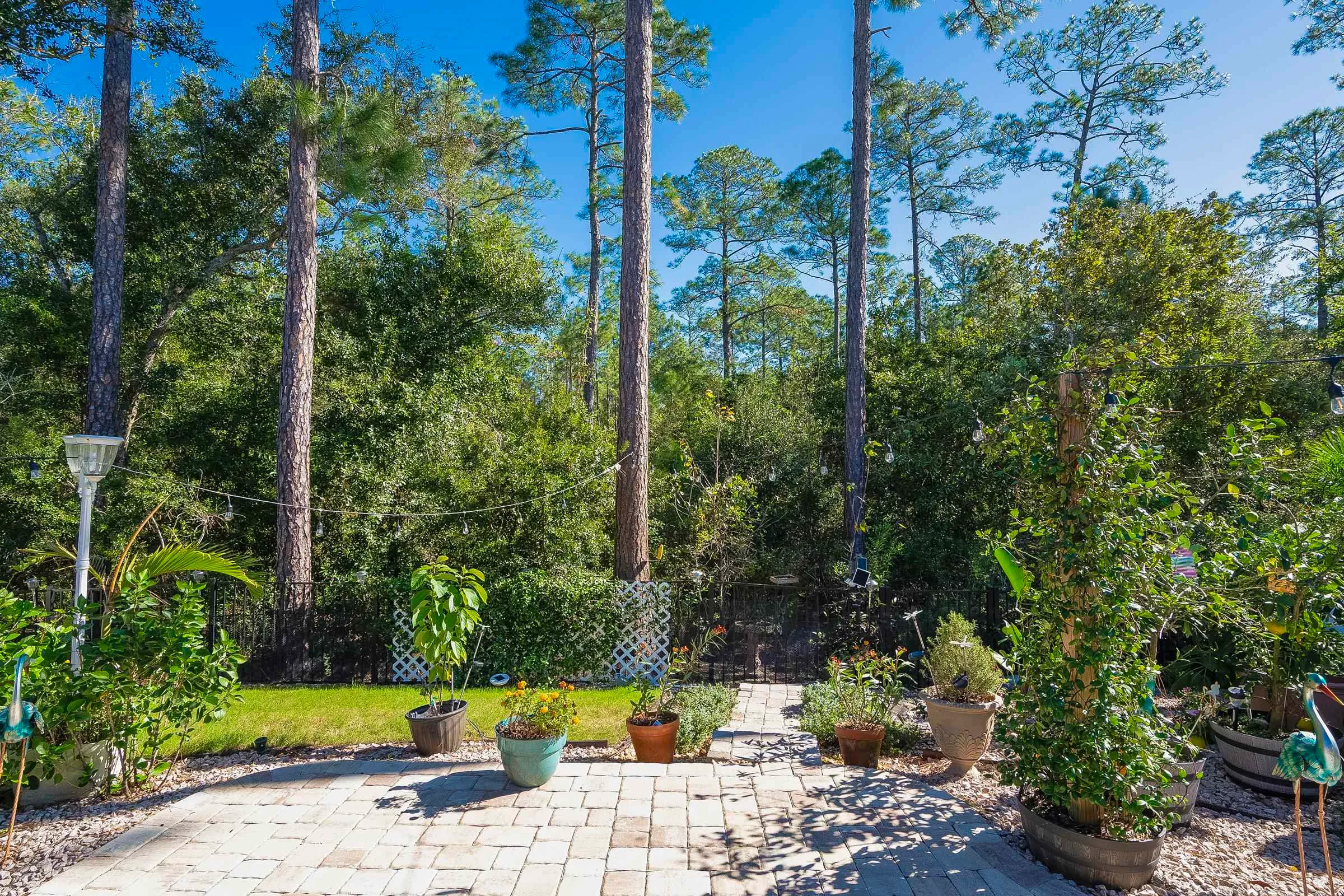 St Augustine, Florida 32095, United States, 3 Bedrooms Bedrooms, ,2 BathroomsBathrooms,Residential,Pending,30374