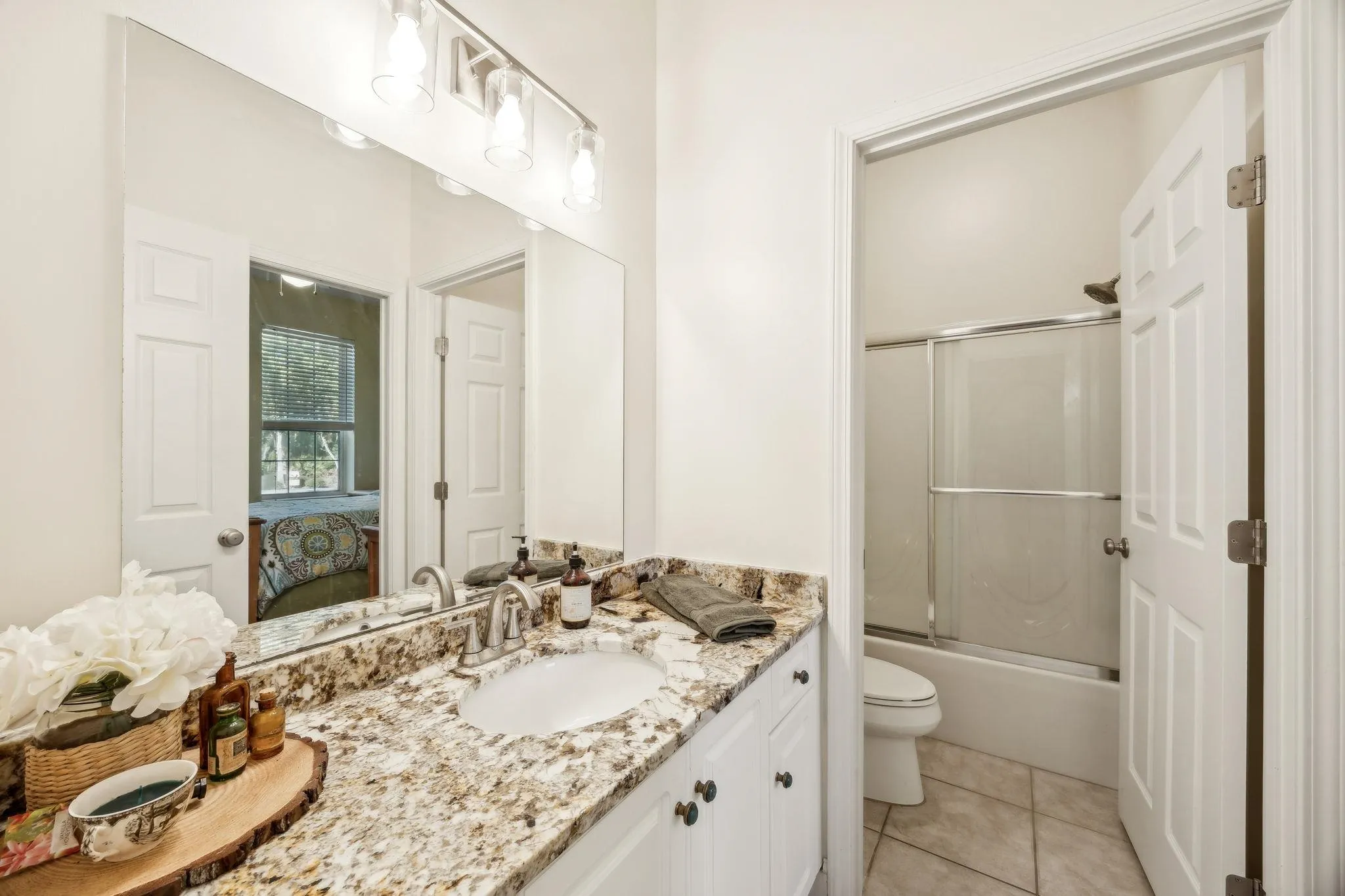 St Augustine, Florida, 32080, United States, 4 Bedrooms Bedrooms, ,3 BathroomsBathrooms,Residential,Active,1985821