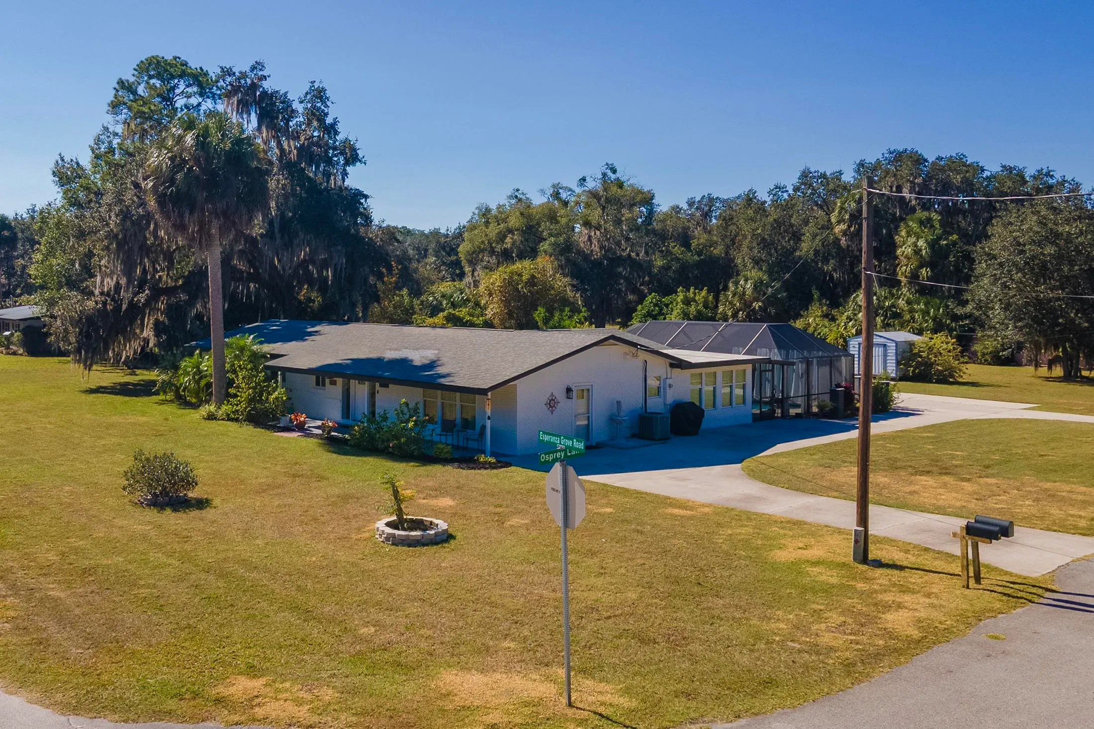 East Palatka, Florida 32131, United States, 3 Bedrooms Bedrooms, ,2 BathroomsBathrooms,Residential,Active,246559