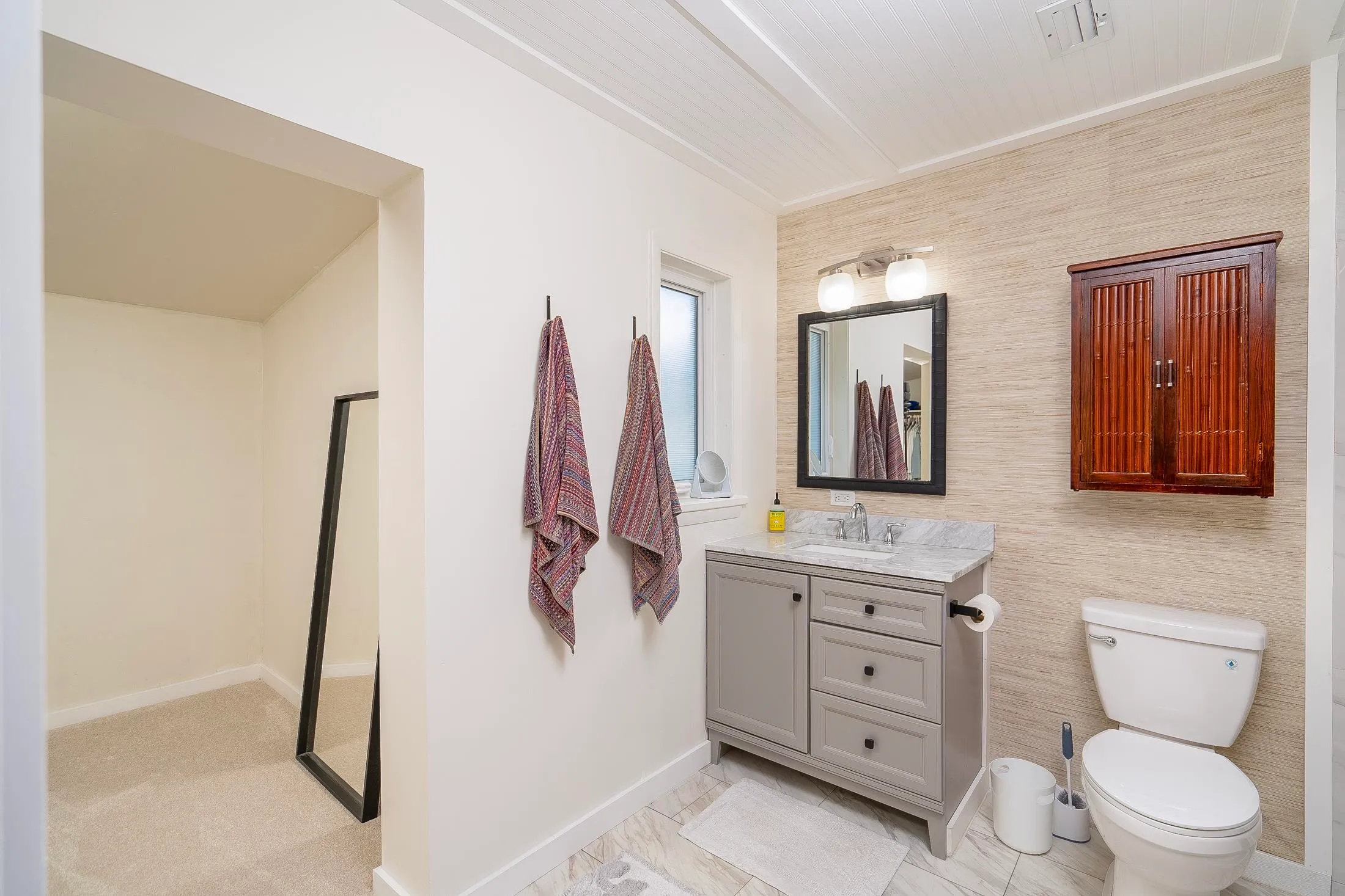 East Palatka, Florida 32131, United States, 3 Bedrooms Bedrooms, ,2 BathroomsBathrooms,Residential,Active,246559