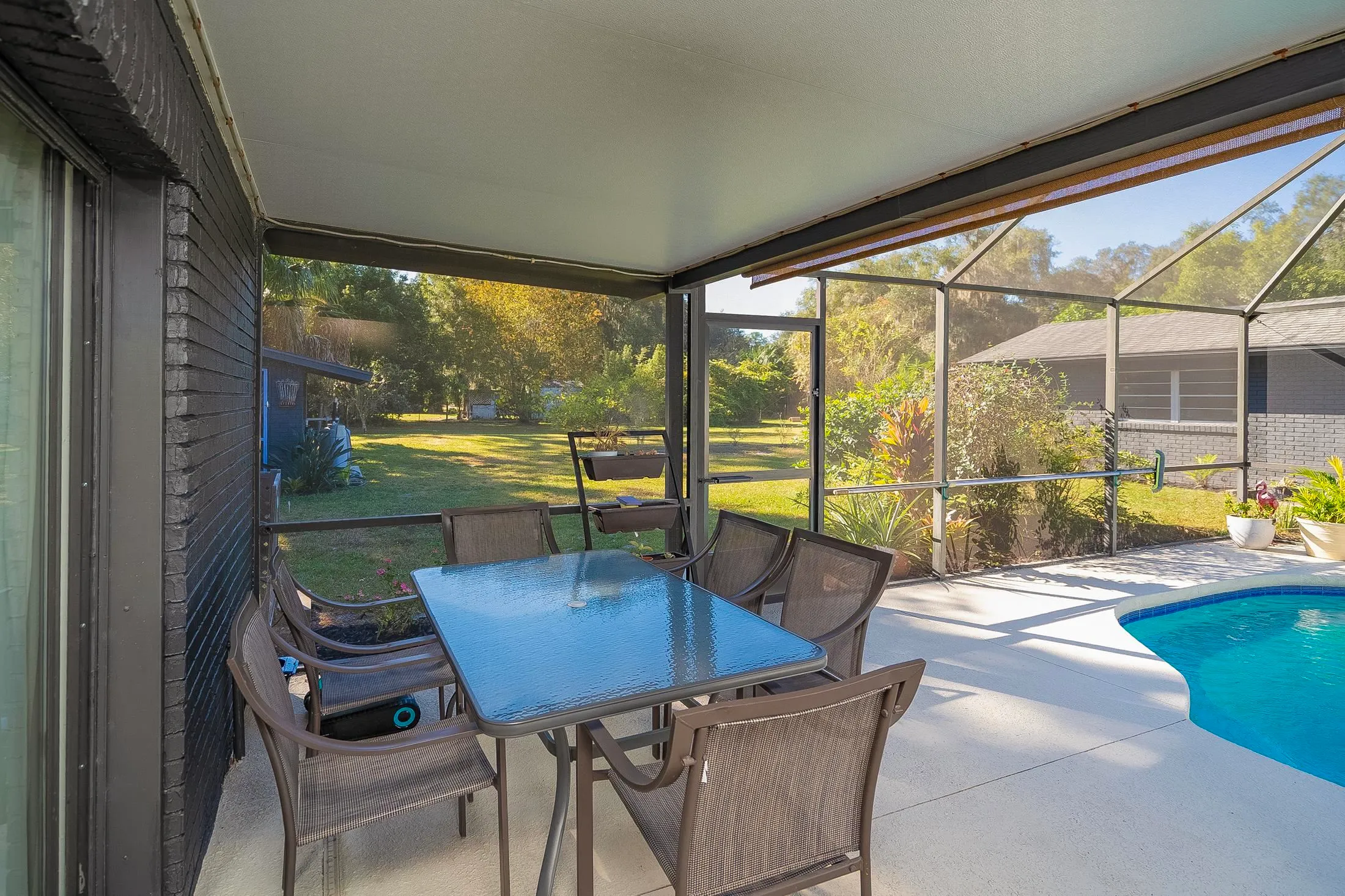 East Palatka, Florida 32131, United States, 3 Bedrooms Bedrooms, ,2 BathroomsBathrooms,Residential,Active,246559