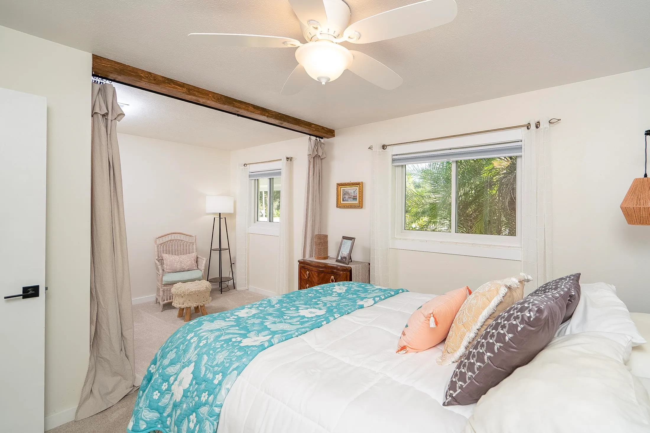 East Palatka, Florida 32131, United States, 3 Bedrooms Bedrooms, ,2 BathroomsBathrooms,Residential,Active,246559