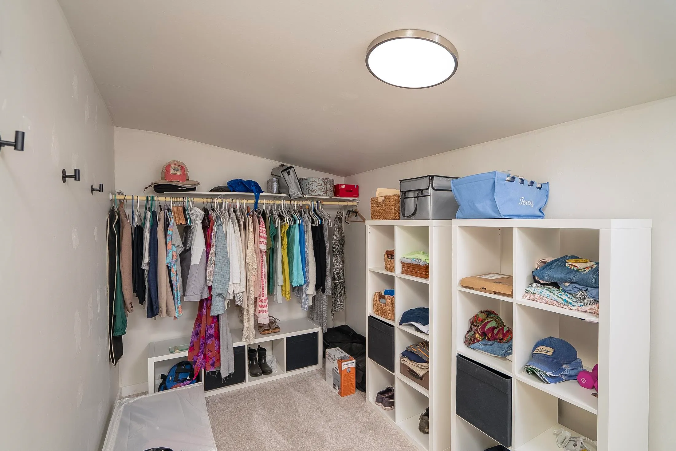 East Palatka, Florida 32131, United States, 3 Bedrooms Bedrooms, ,2 BathroomsBathrooms,Residential,Active,246559